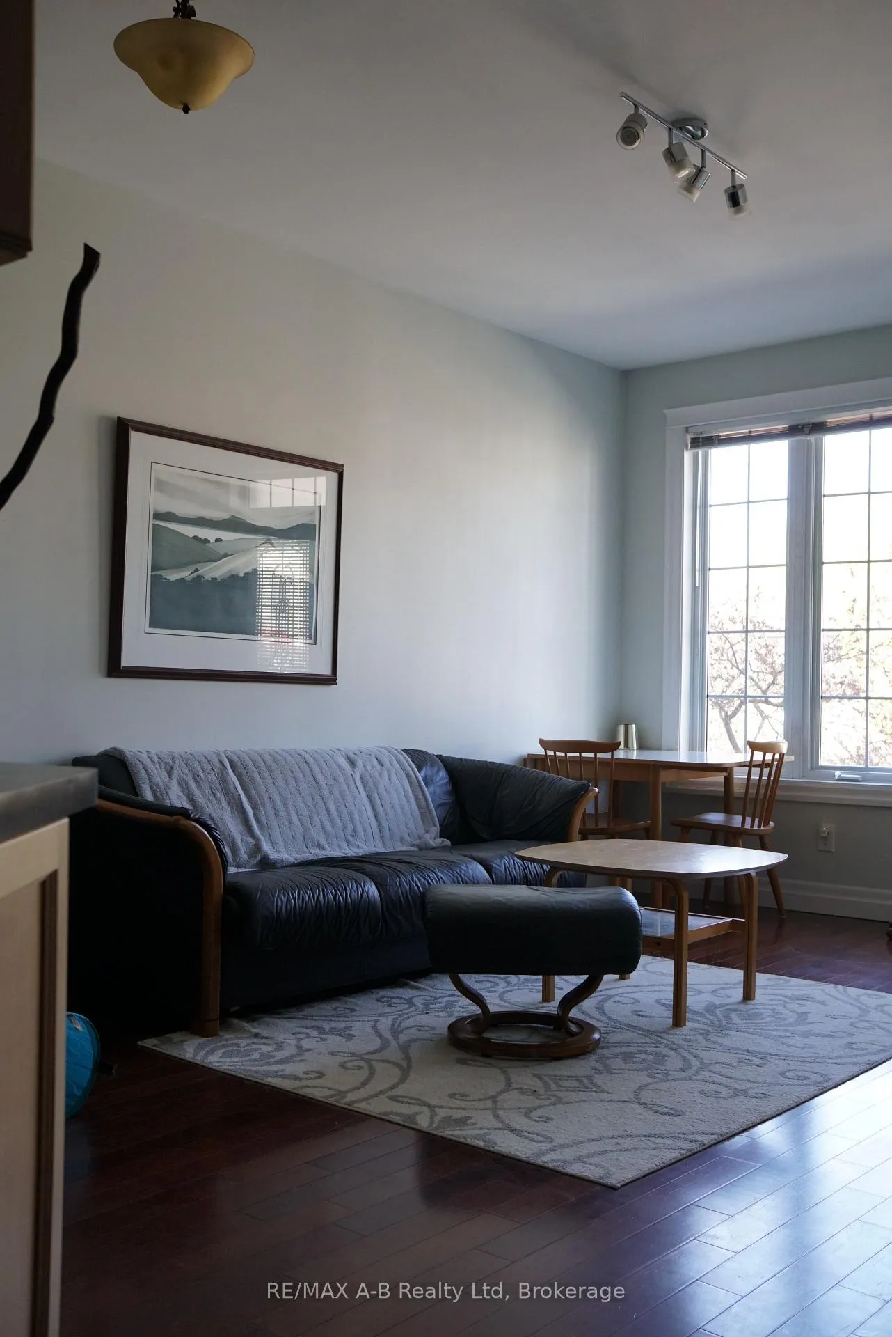 Photo 16 of Unit 204, 555 King Street E, Kitchener, King East — HOMEH