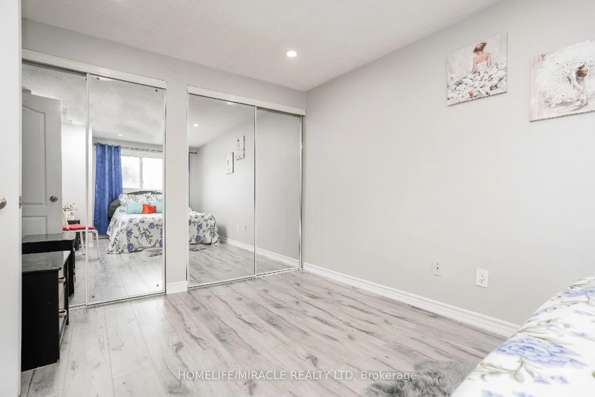 Photo 13 of 15 Heatherside Court, Brampton, Central Park — HOMEH