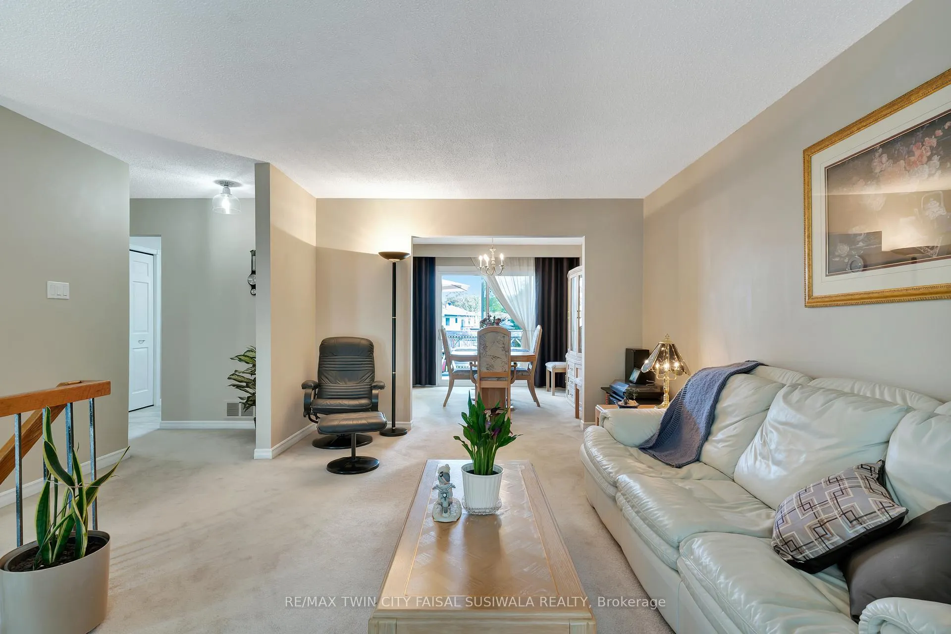 Photo 12 of 224 Erindale Crescent, Cambridge — HOMEH