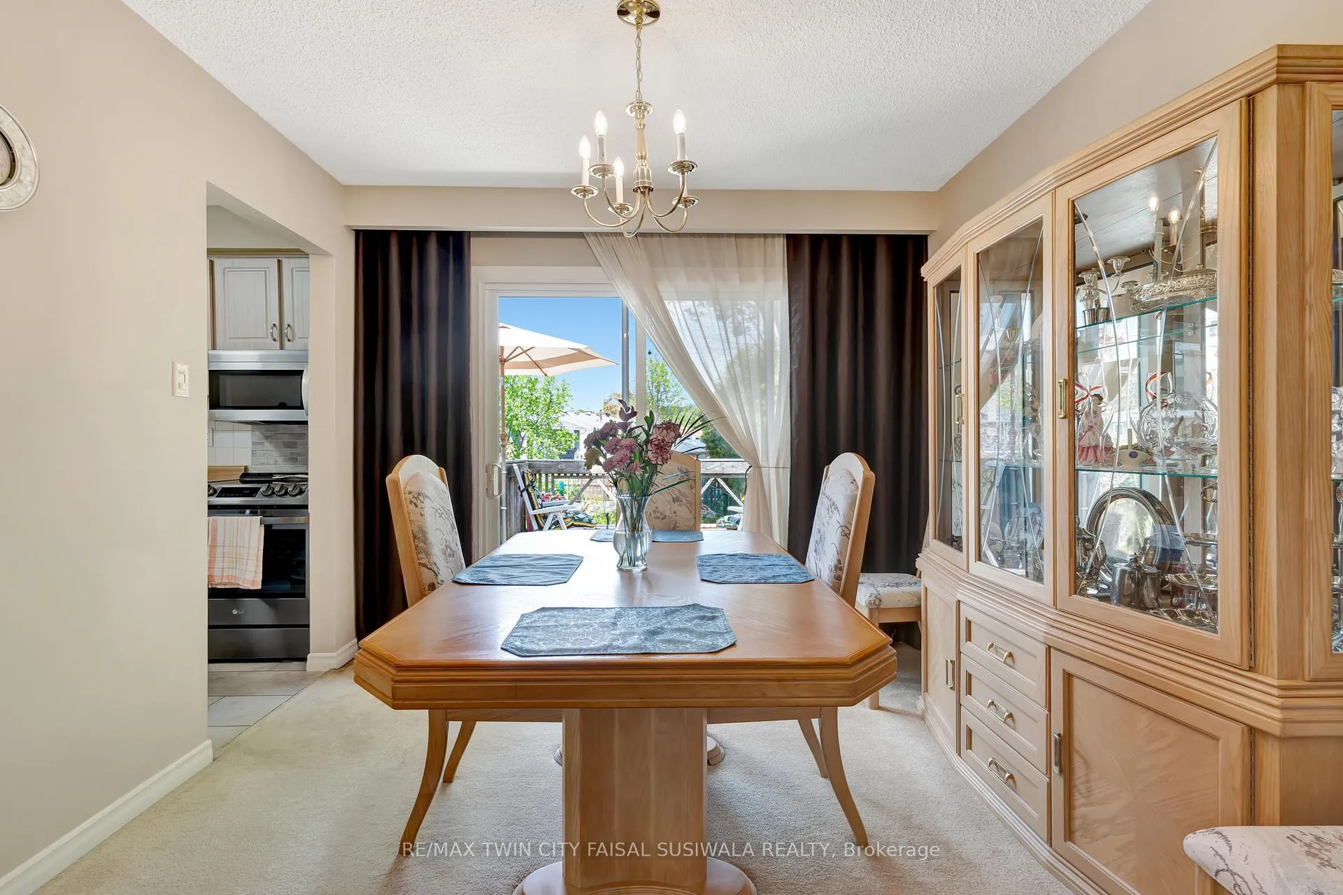 Photo 13 of 224 Erindale Crescent, Cambridge — HOMEH