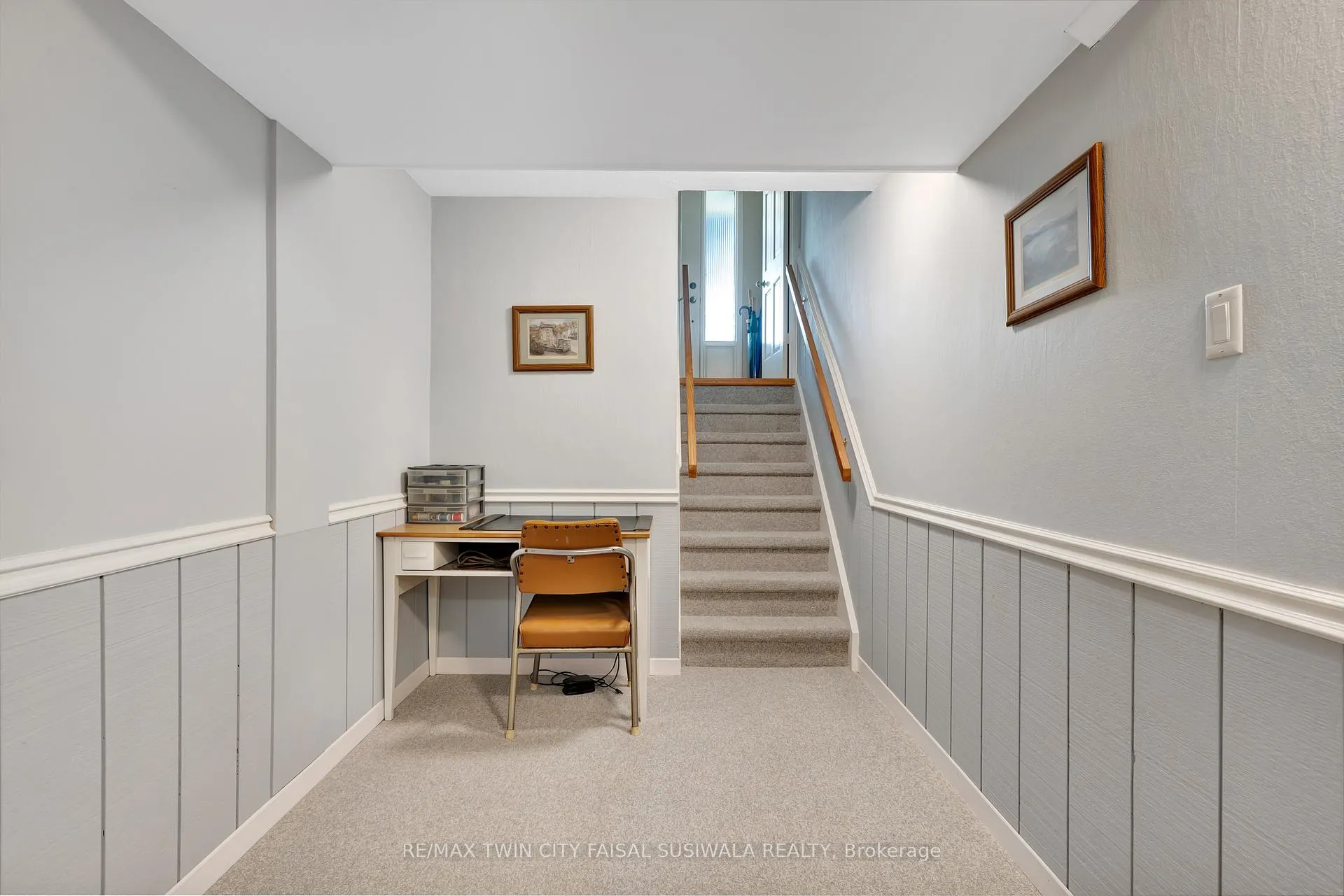Photo 25 of 224 Erindale Crescent, Cambridge — HOMEH