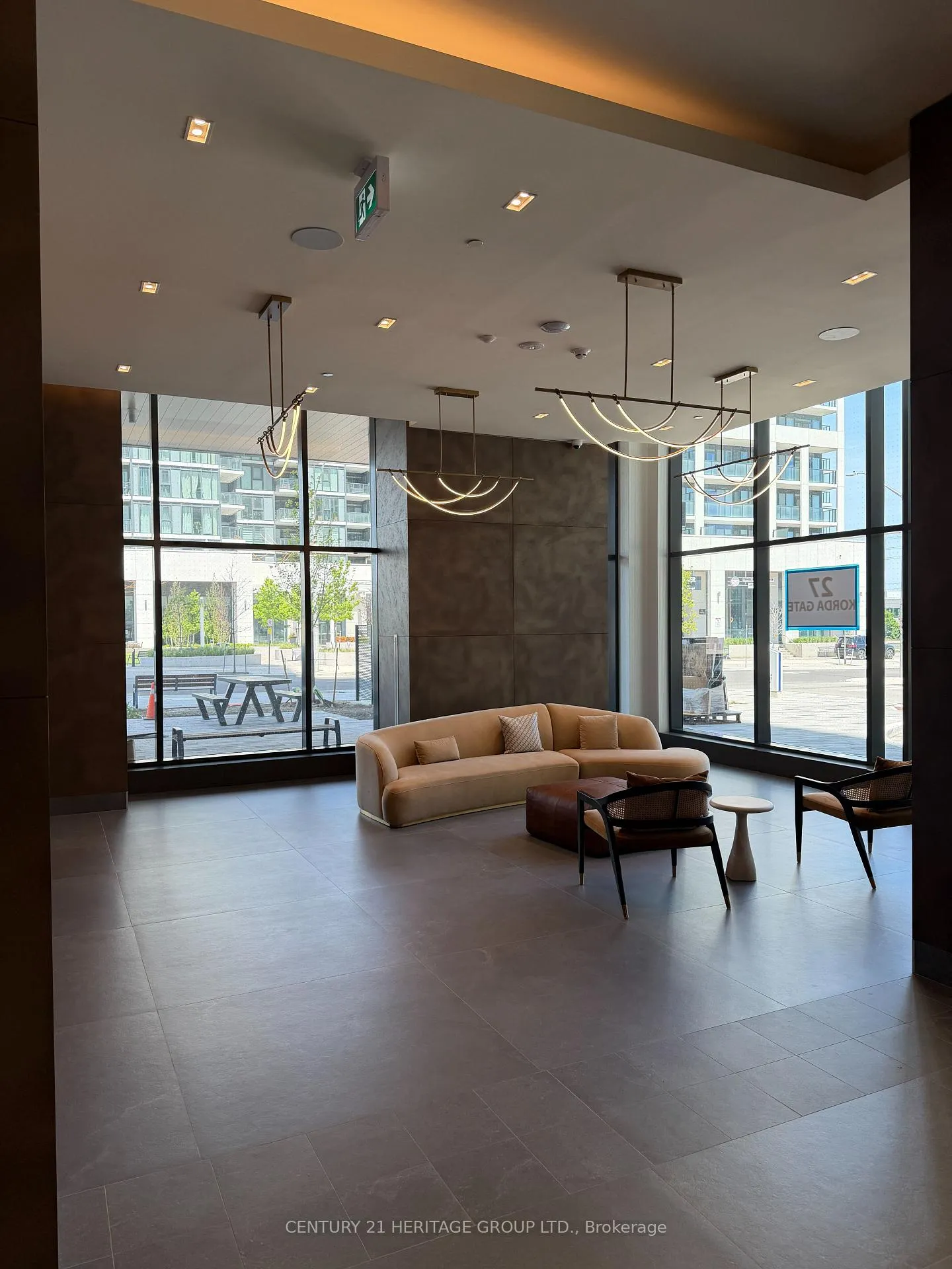 Photo 4 of Unit 1408, 27 Korda Gate, Vaughan, Vellore Village — HOMEH