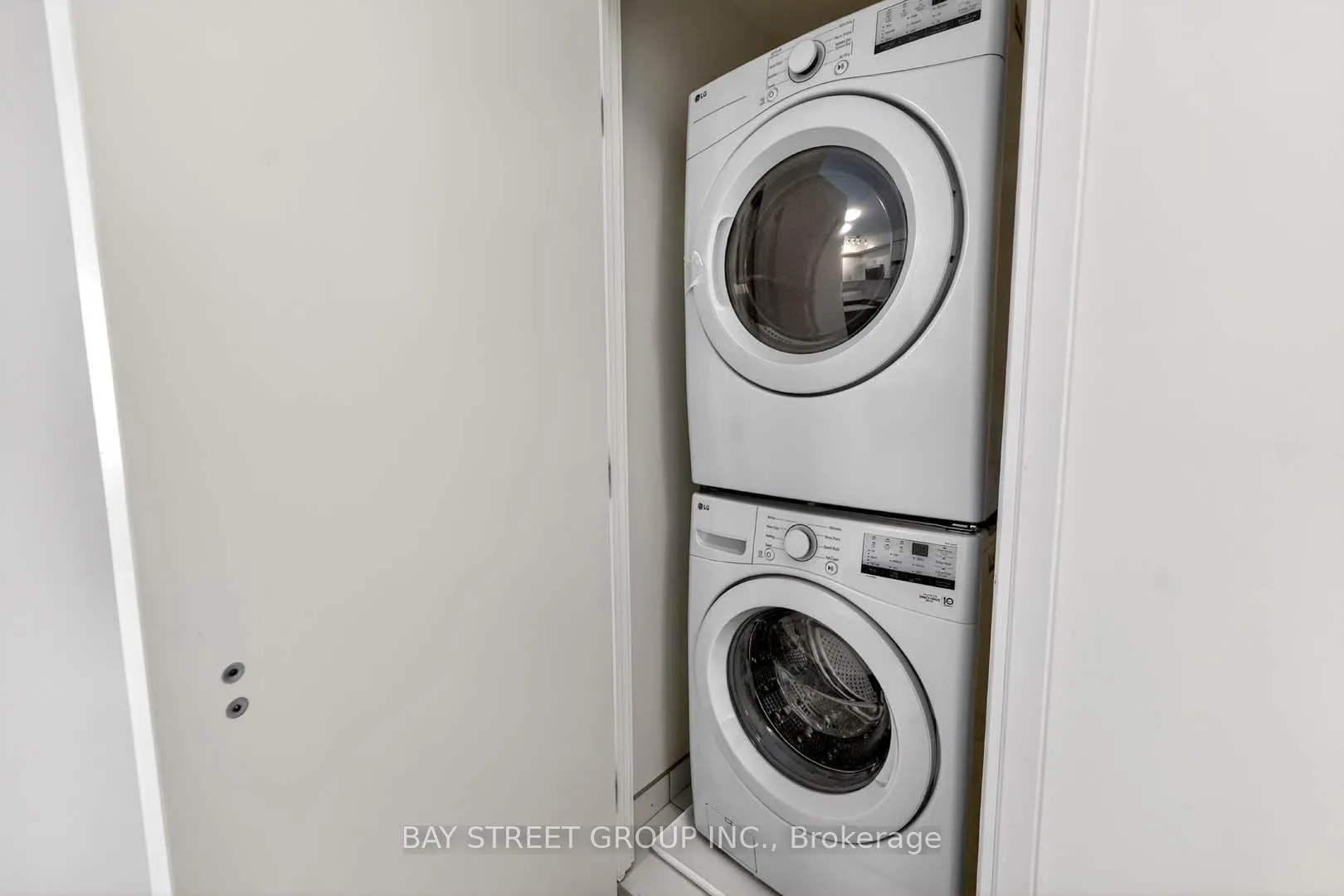 Photo 30 of Unit 1204, 8020 Derry Road, Milton, Coates — HOMEH