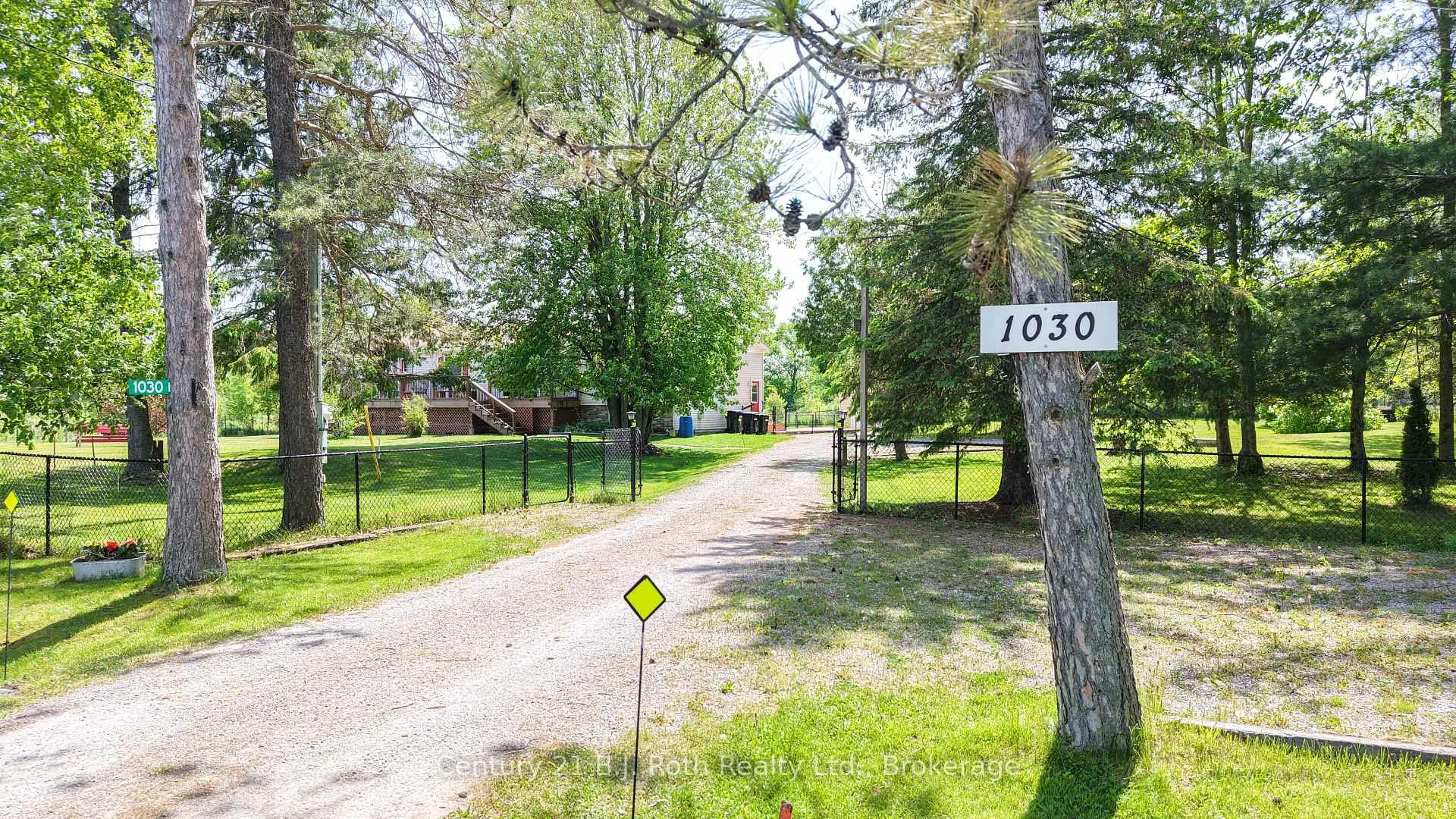 Photo 2 of 1030 Dunns Line, Severn, Rural Severn — HOMEH