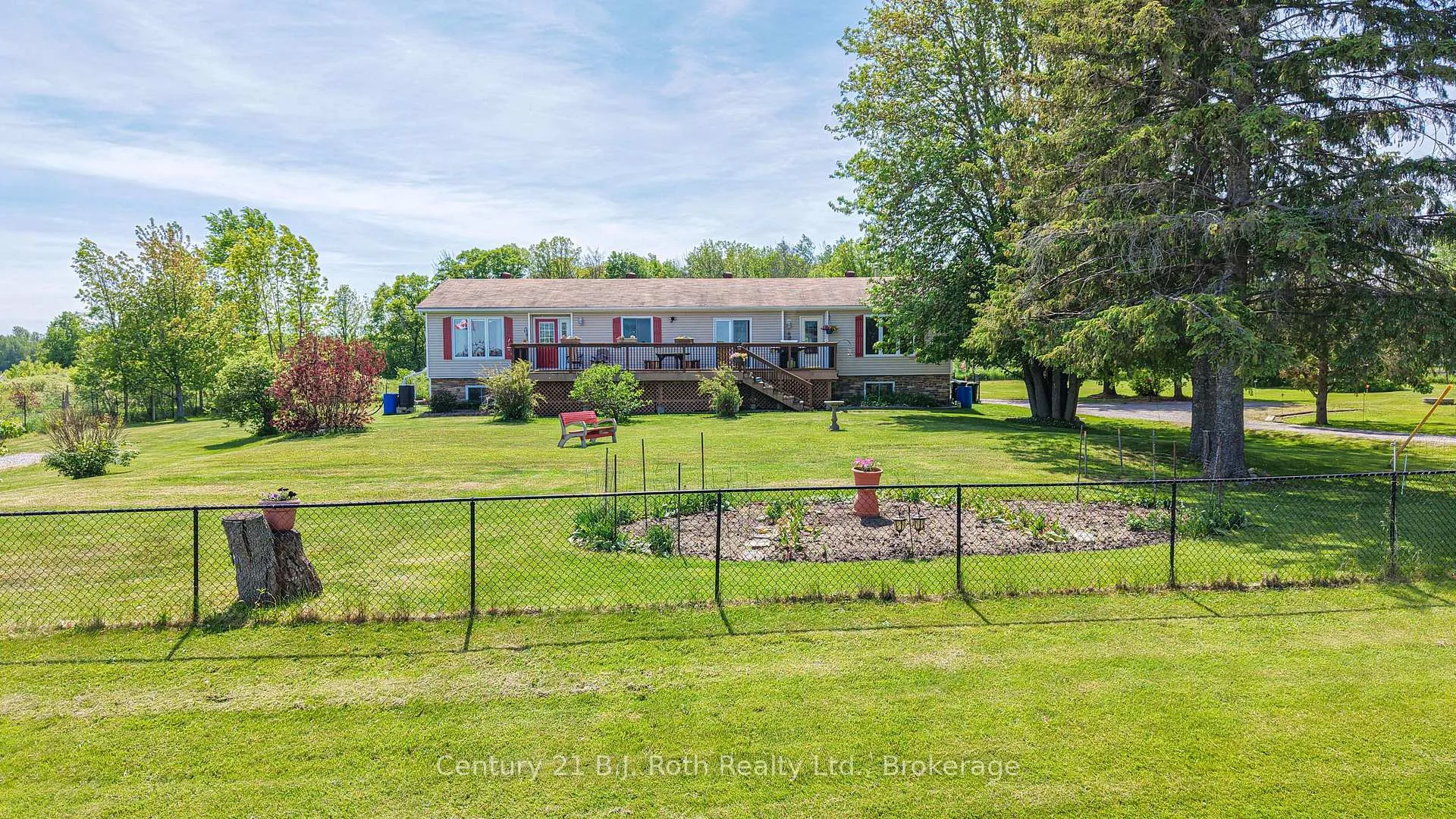 Photo 3 of 1030 Dunns Line, Severn, Rural Severn — HOMEH