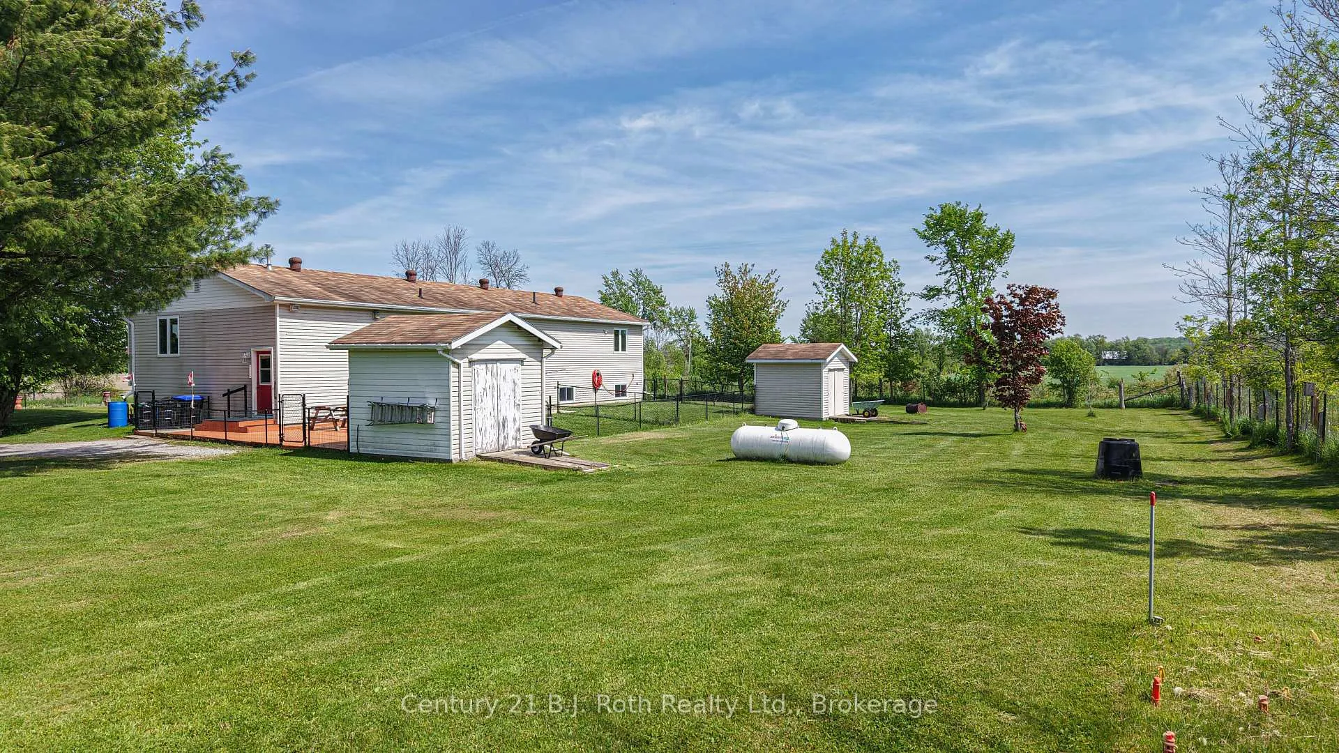 Photo 15 of 1030 Dunns Line, Severn, Rural Severn — HOMEH