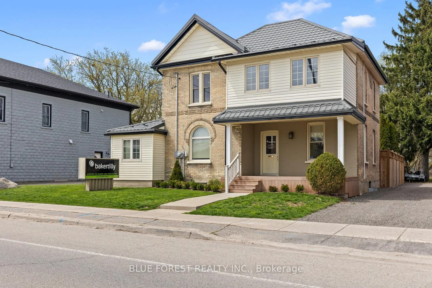 Photo 2 of 4174 Catherine Street, Thames Centre, Dorchester — HOMEH
