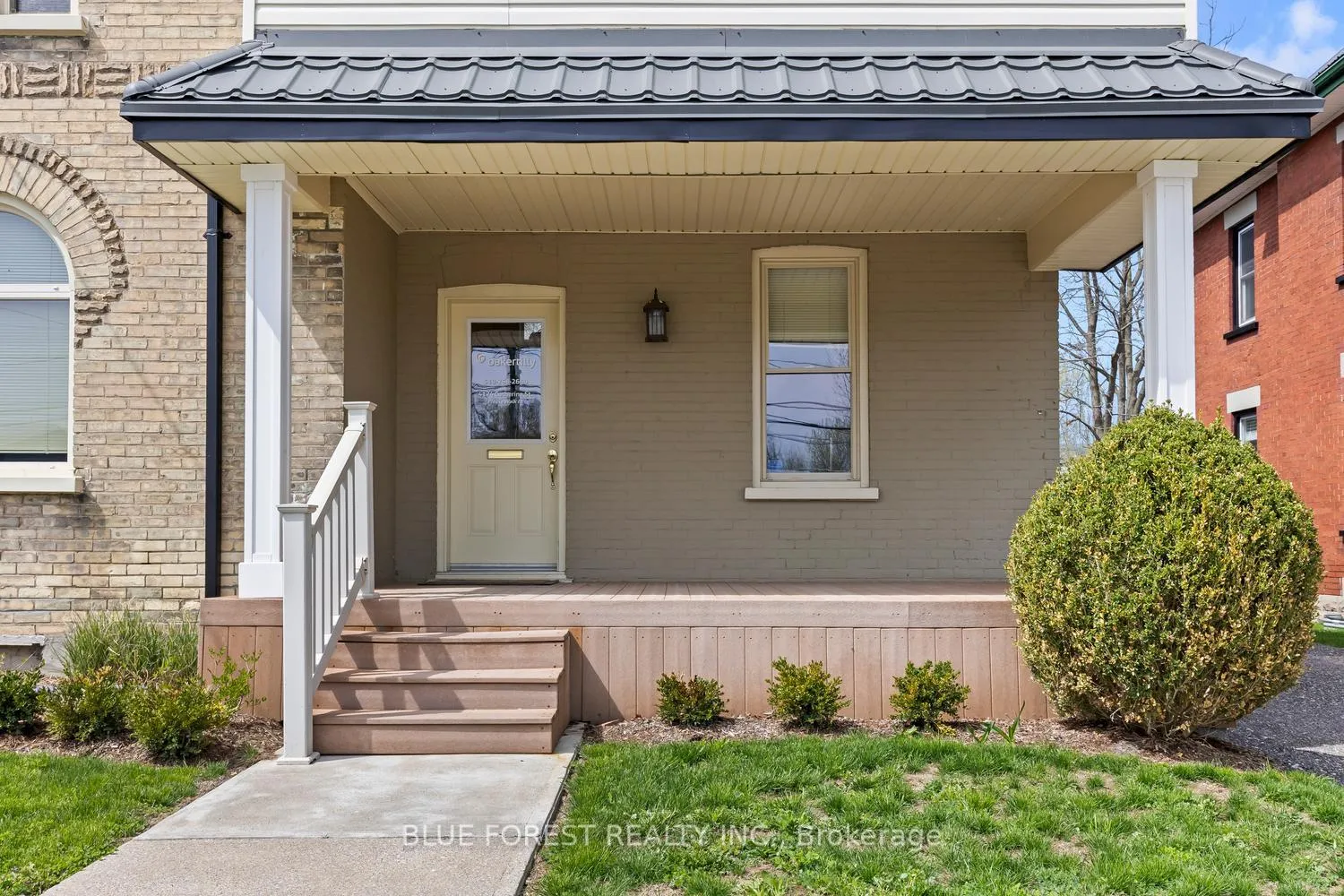 Photo 4 of 4174 Catherine Street, Thames Centre, Dorchester — HOMEH
