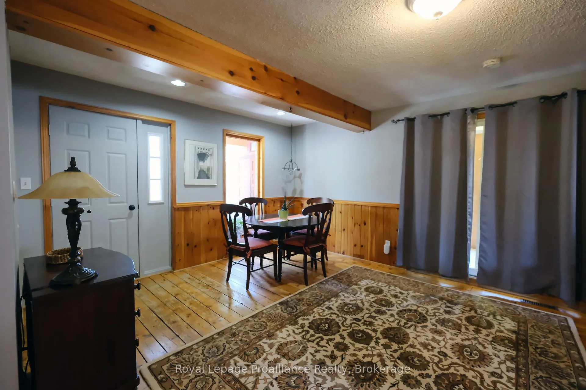 Photo 6 of 44 Ponton Street, Belleville, Belleville Ward — HOMEH