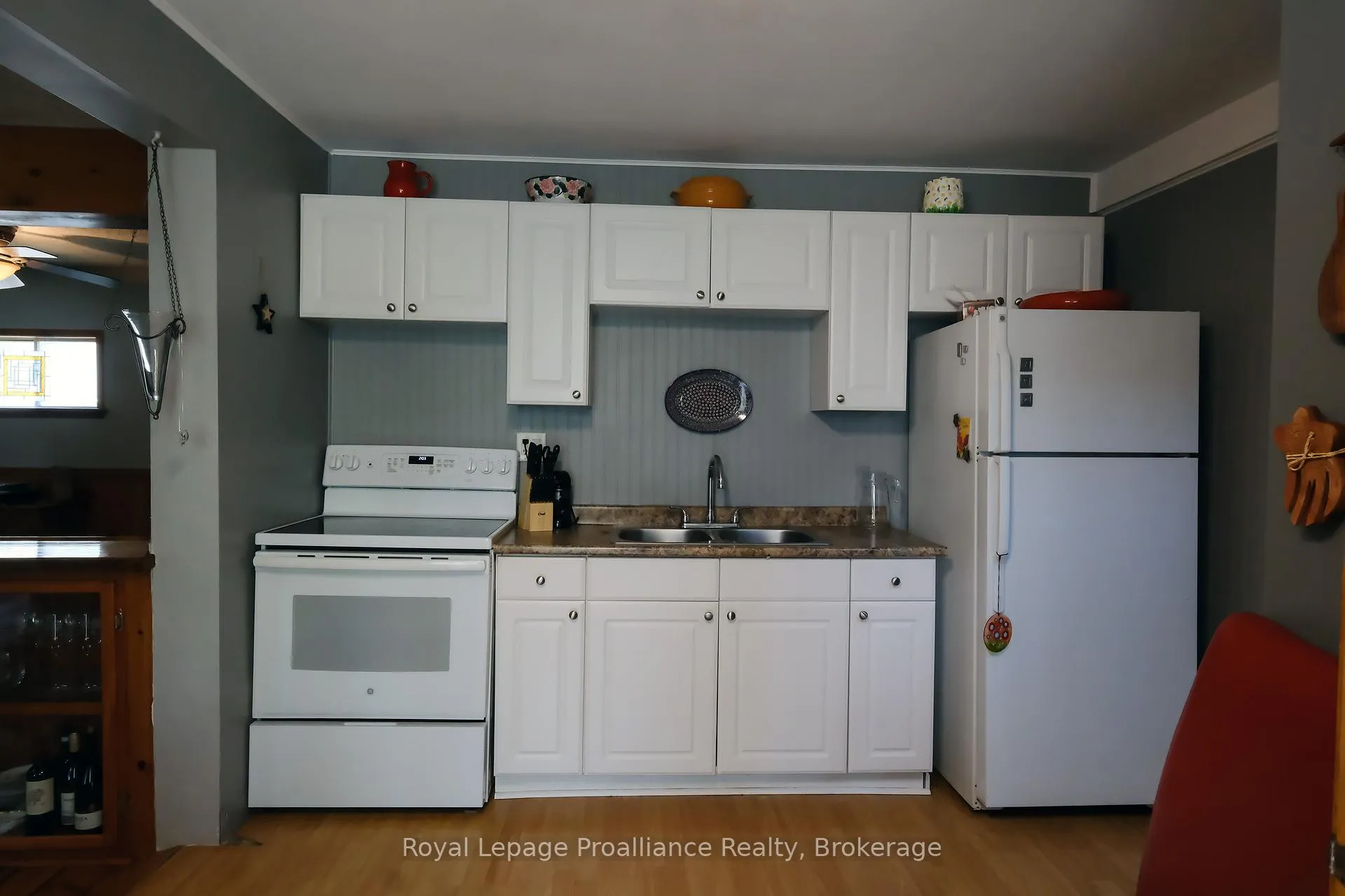 Photo 12 of 44 Ponton Street, Belleville, Belleville Ward — HOMEH