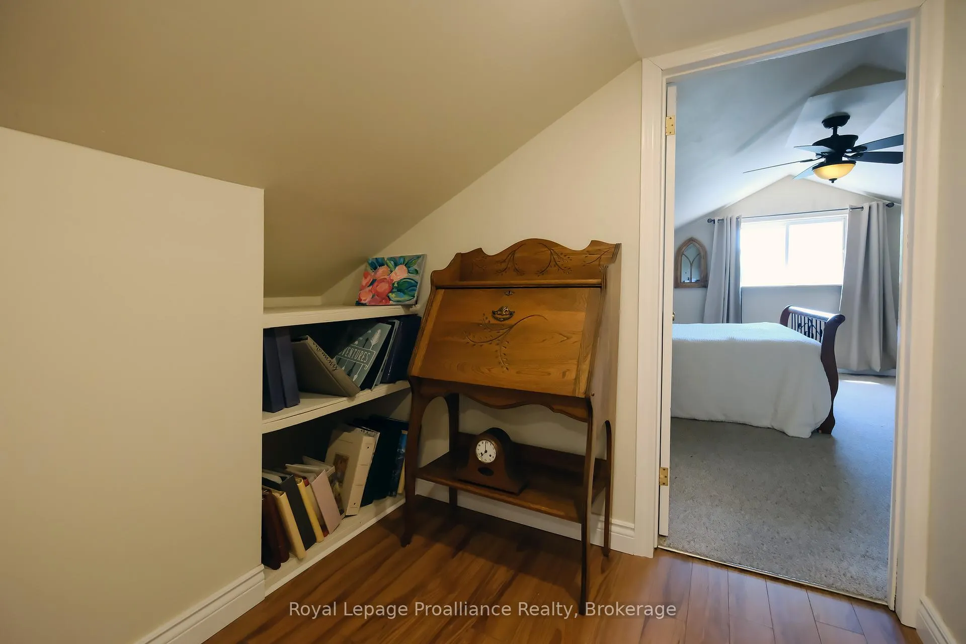Photo 18 of 44 Ponton Street, Belleville, Belleville Ward — HOMEH