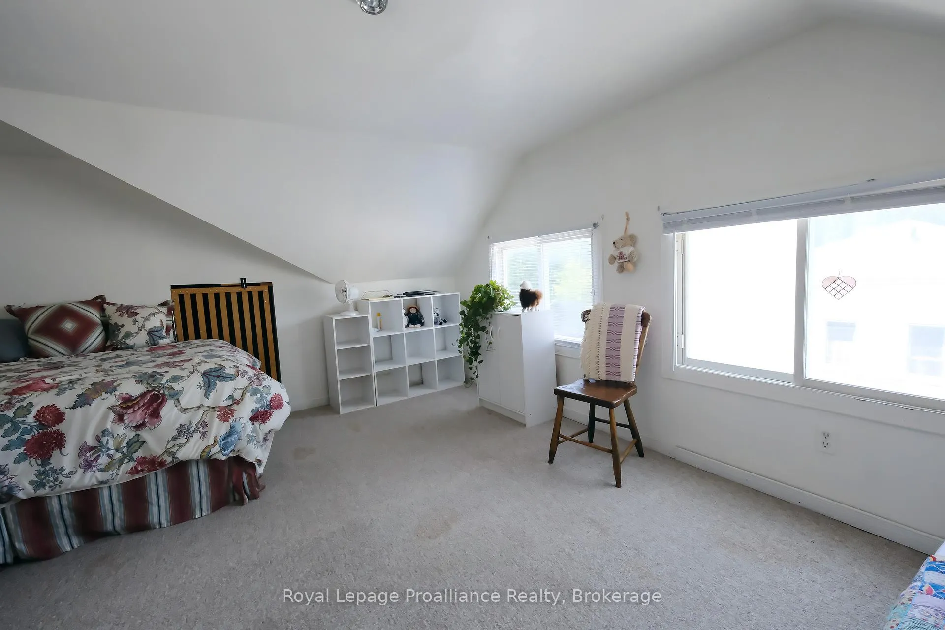 Photo 21 of 44 Ponton Street, Belleville, Belleville Ward — HOMEH