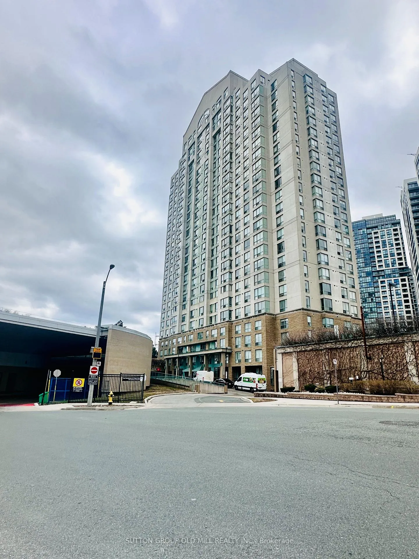 Photo 1 of Unit 2205, 101 Subway Crescent, Etobicoke, Islington-City Centre West — HOMEH