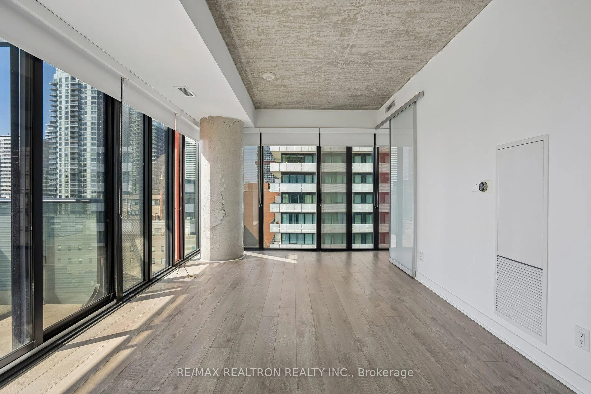 Photo 8 of Unit 1212, 185 Roehampton Avenue, Toronto, Mount Pleasant West — HOMEH