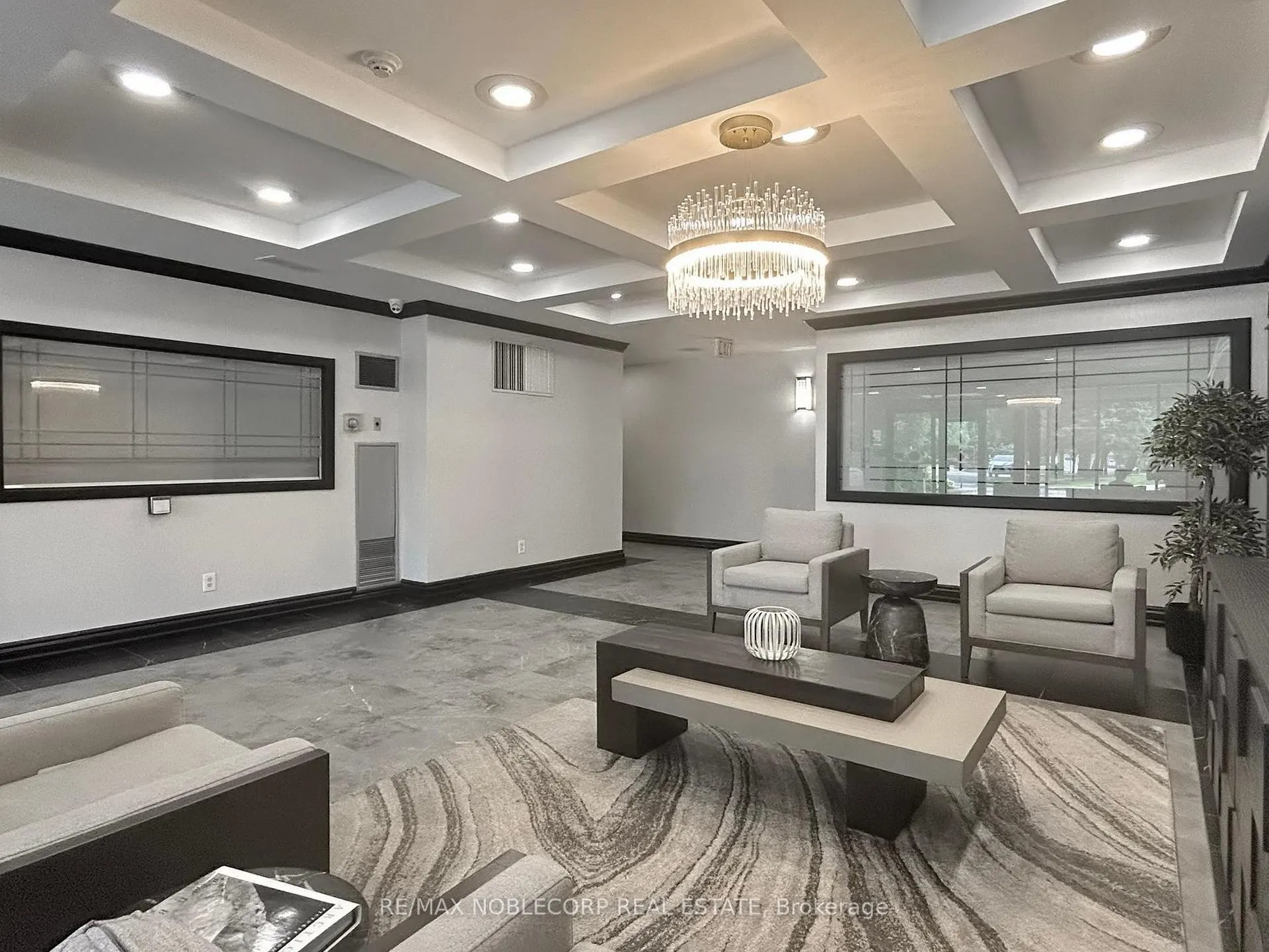 Photo 4 of Unit 312, 91 Townsgate Drive, Vaughan, Crestwood-Springfarm-Yorkhill — HOMEH