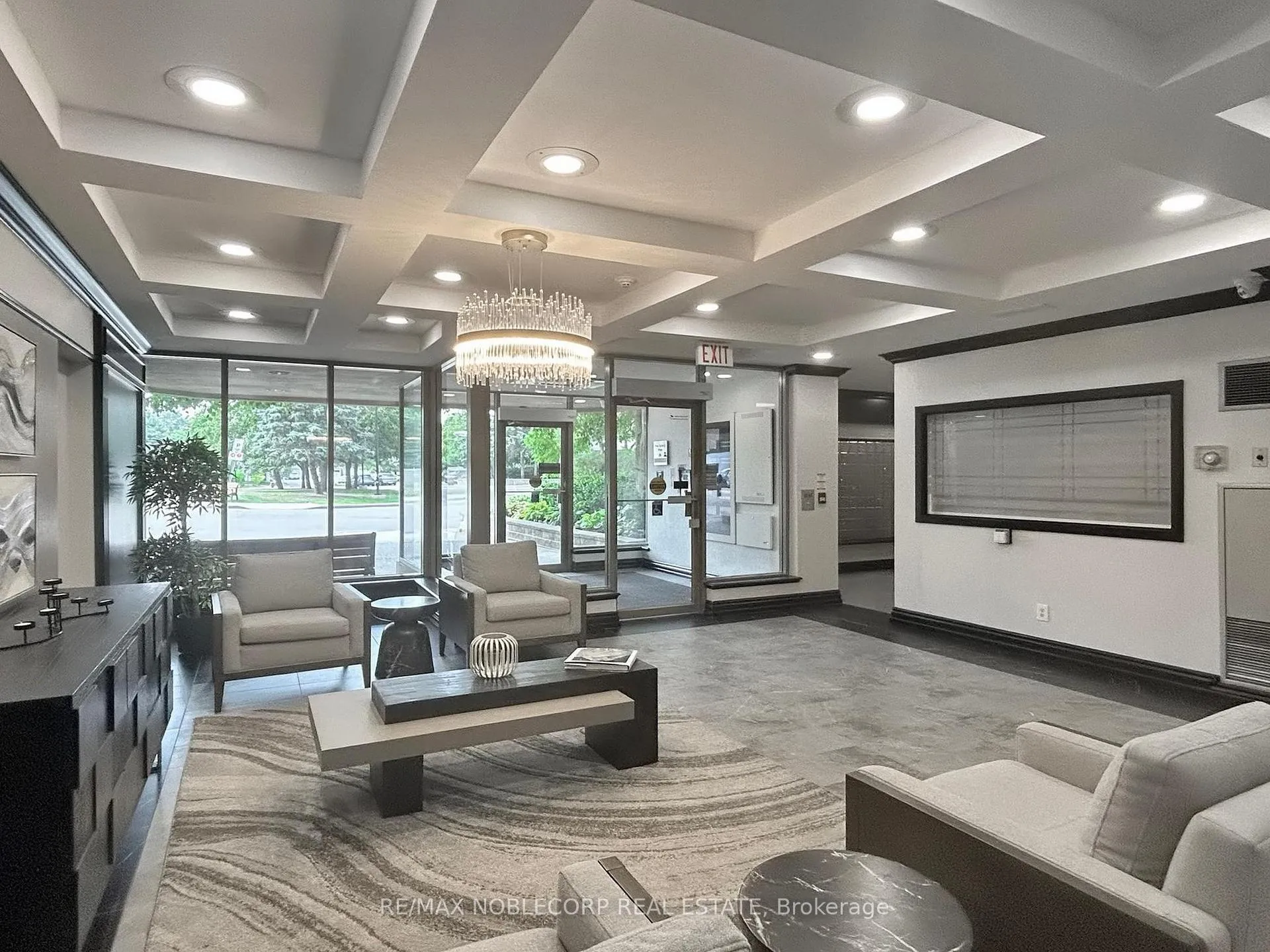 Photo 6 of Unit 312, 91 Townsgate Drive, Vaughan, Crestwood-Springfarm-Yorkhill — HOMEH