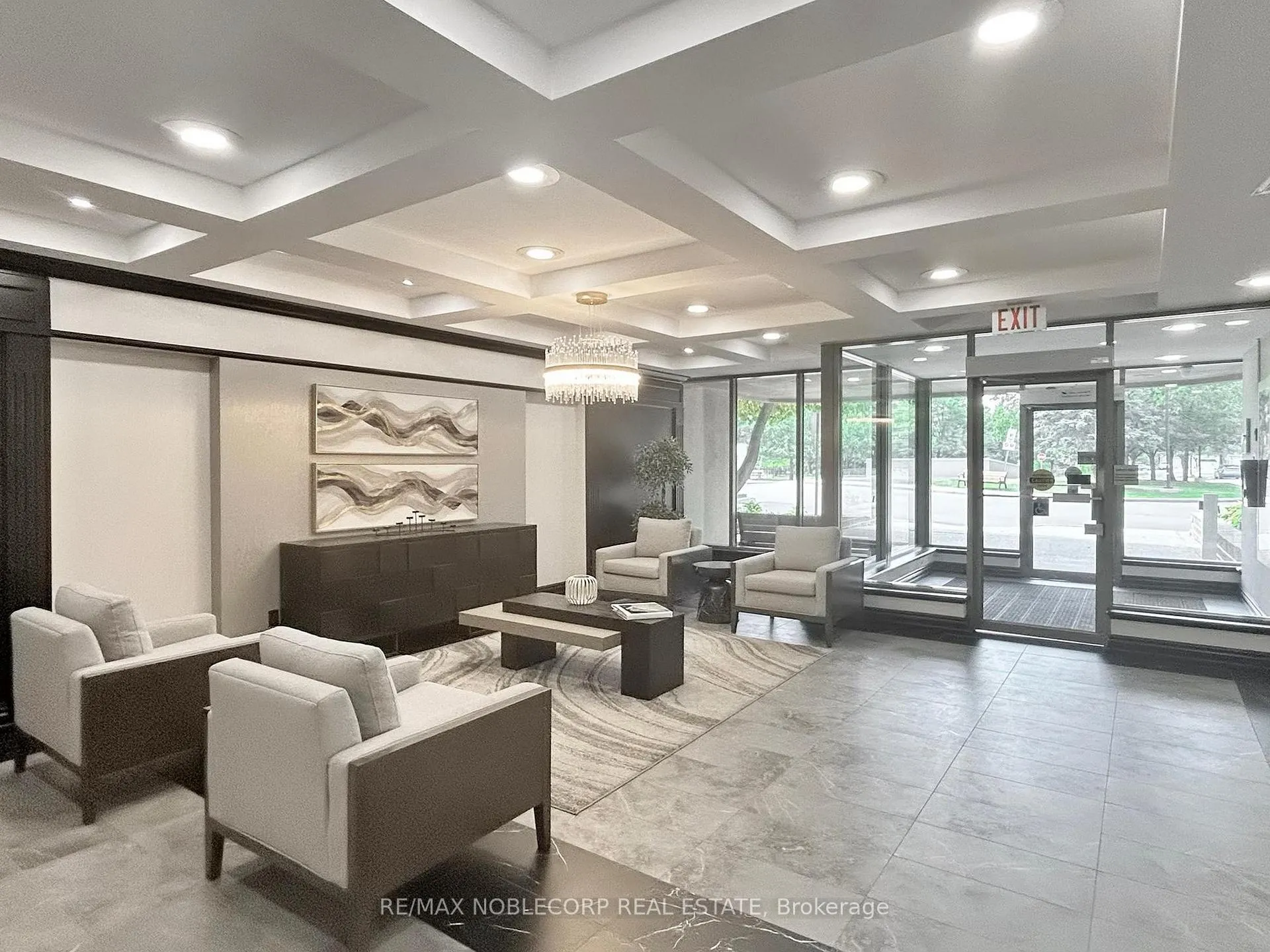 Photo 7 of Unit 312, 91 Townsgate Drive, Vaughan, Crestwood-Springfarm-Yorkhill — HOMEH