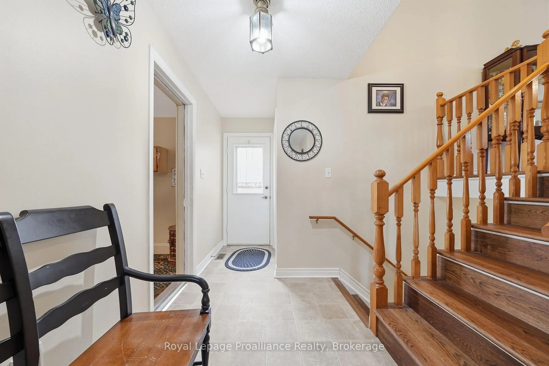 Photo 6 of 31 Springbrook Crescent, Belleville, Belleville Ward — HOMEH