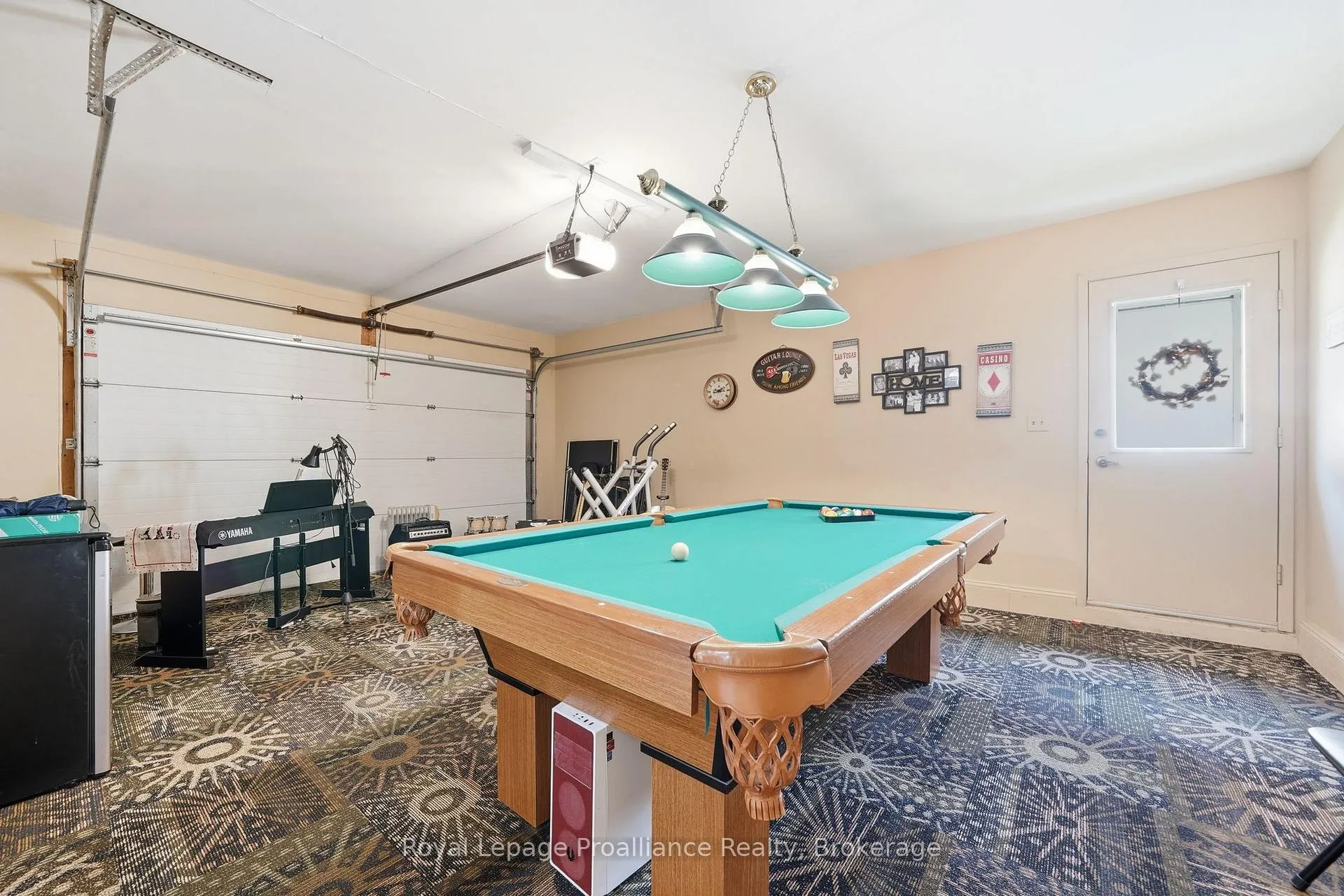 Photo 7 of 31 Springbrook Crescent, Belleville, Belleville Ward — HOMEH