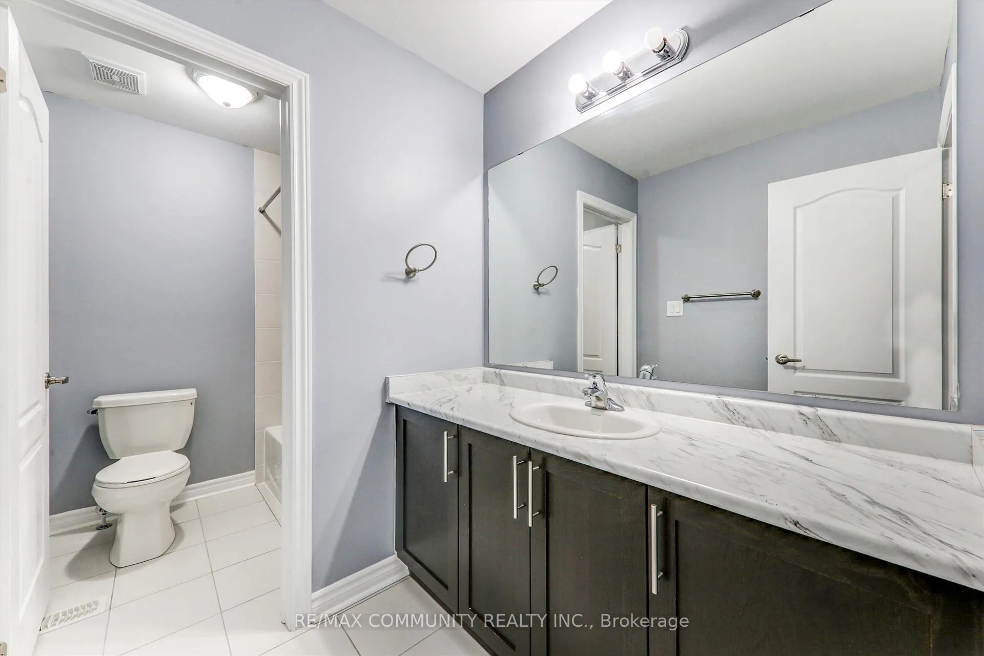 Photo 25 of 79 Mcroberts Crescent, Clarington, Courtice — HOMEH