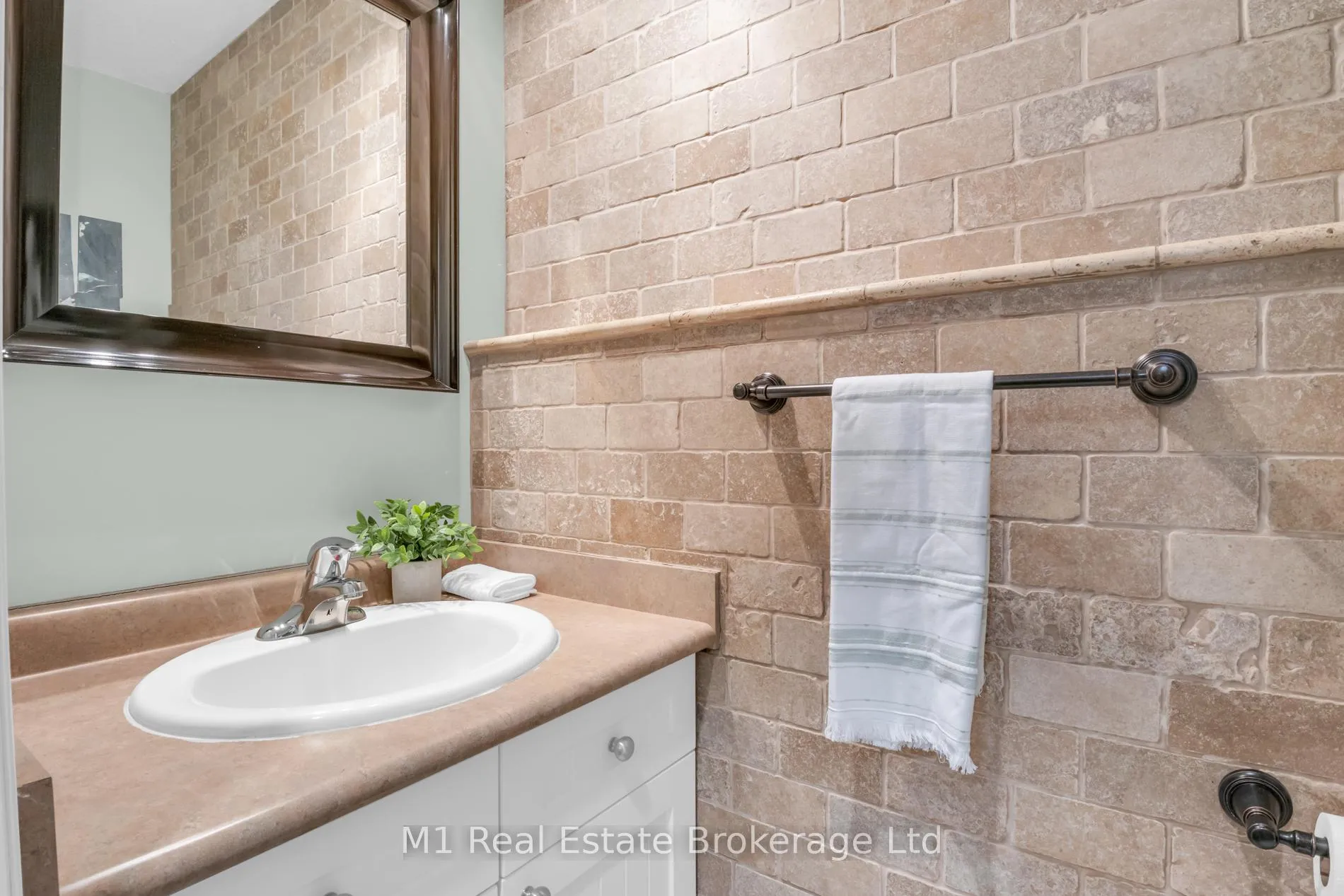 Photo 28 of 30 Creekside Drive, Guelph, Grange Road — HOMEH