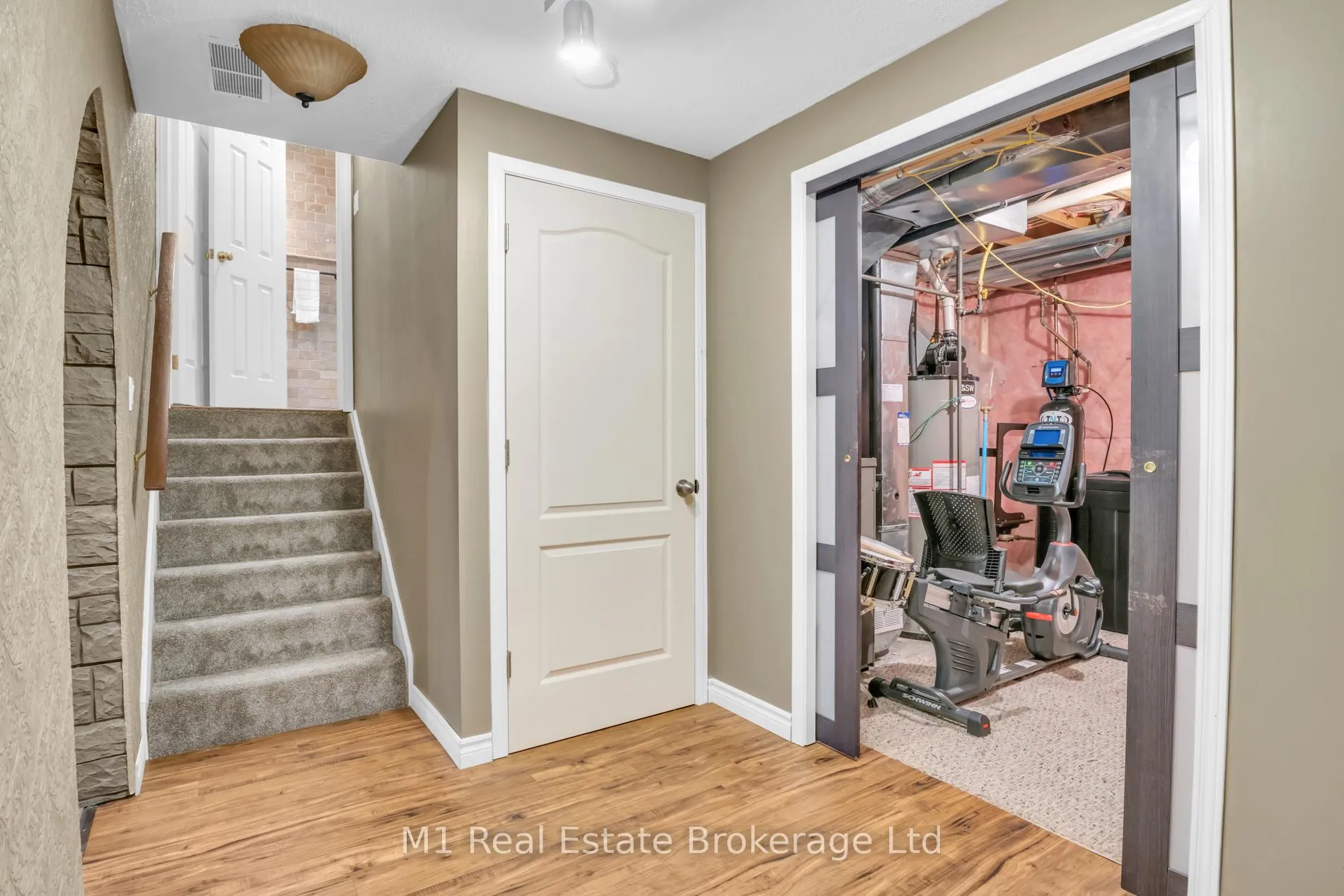 Photo 29 of 30 Creekside Drive, Guelph, Grange Road — HOMEH