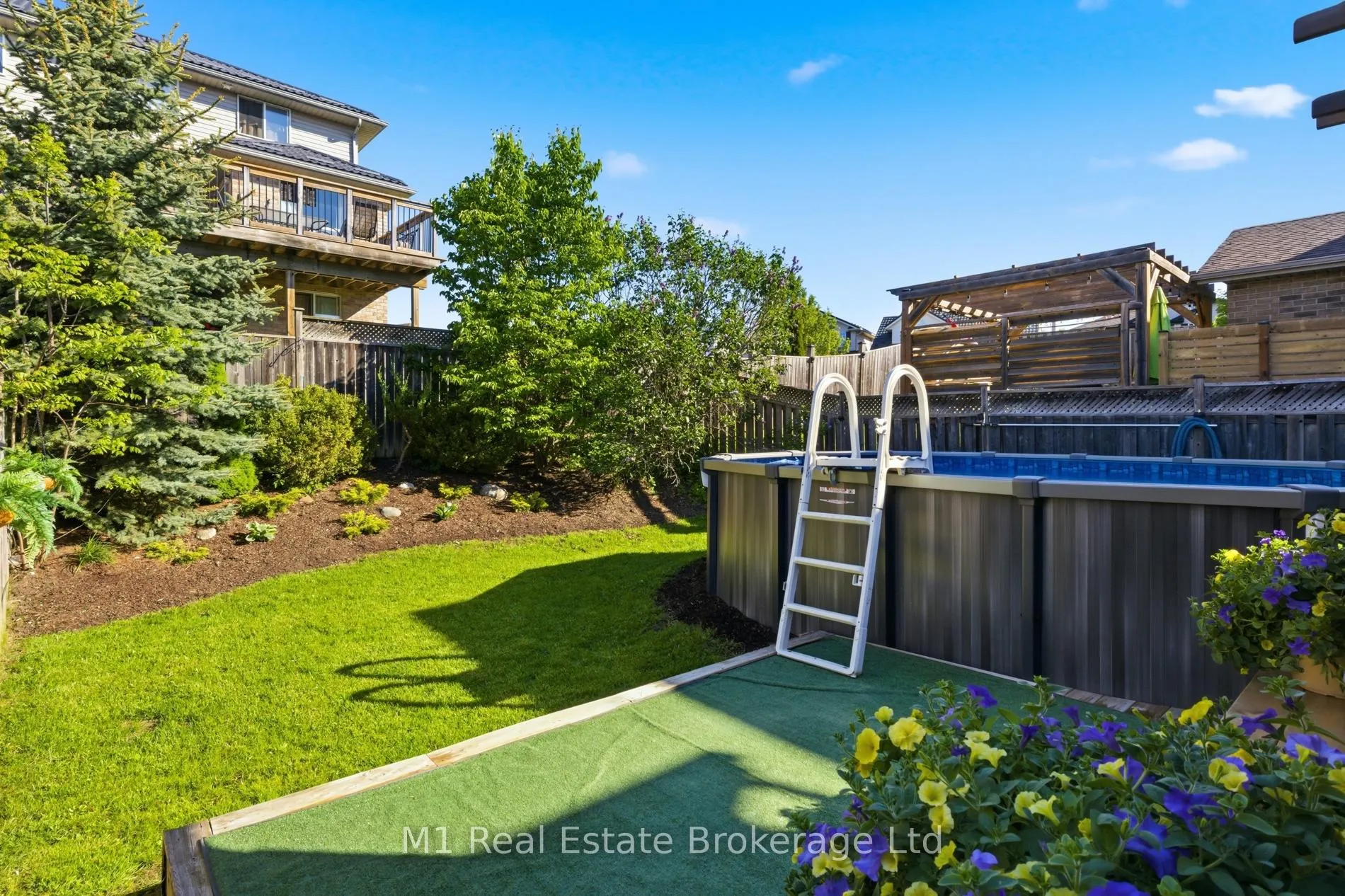 Photo 33 of 30 Creekside Drive, Guelph, Grange Road — HOMEH