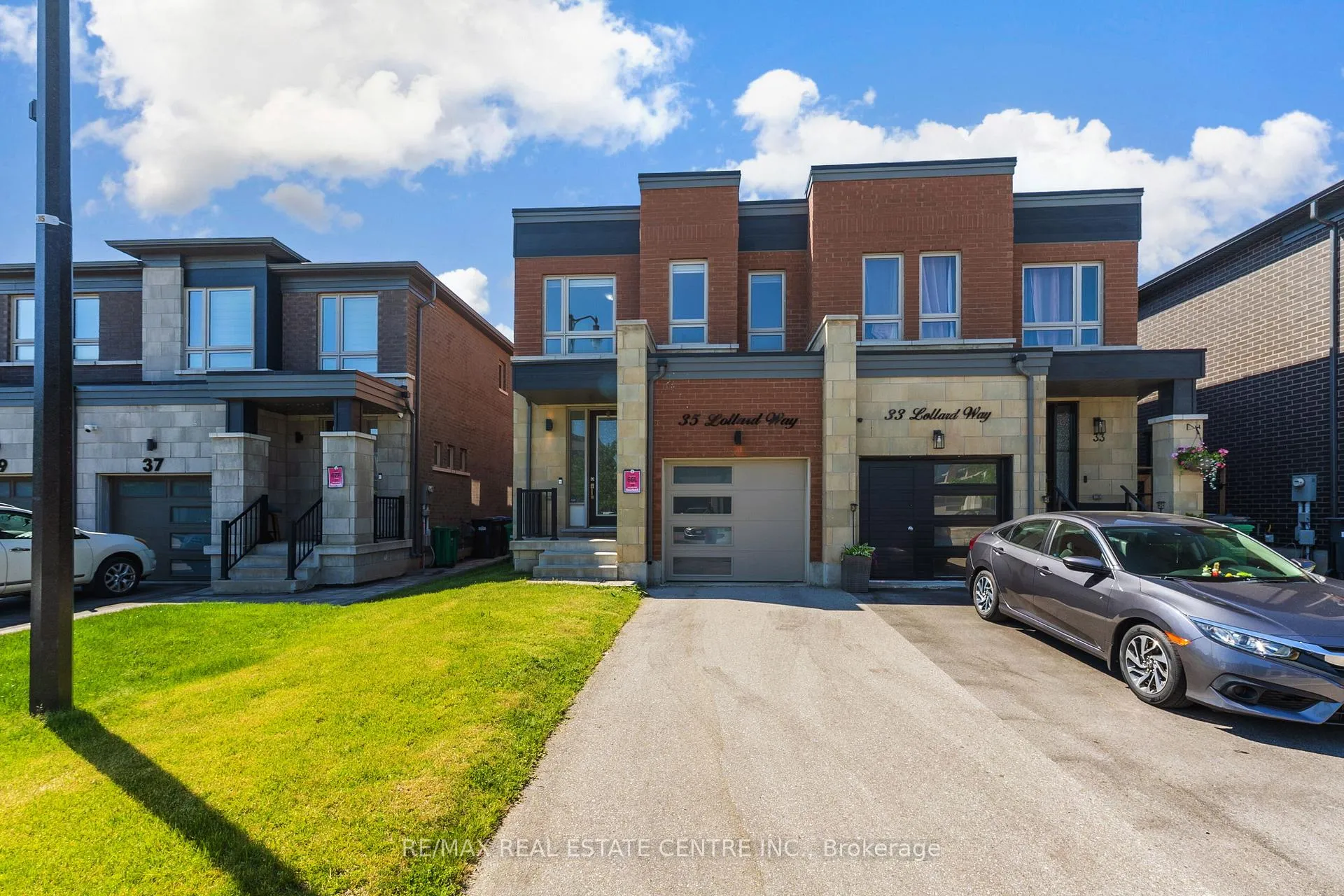 Photo 2 of 35 Lollard Way, Brampton, Bram West — HOMEH
