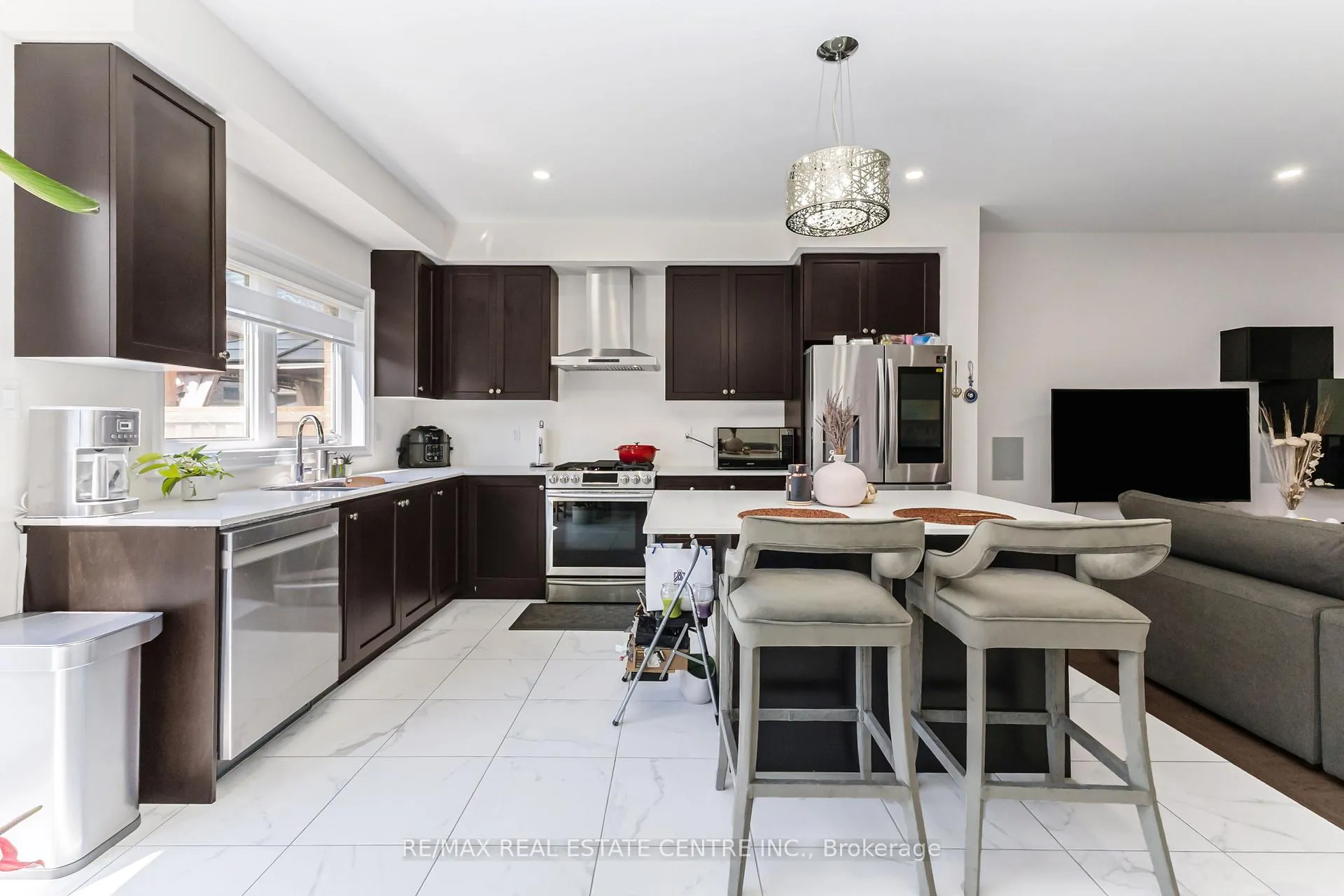 Photo 14 of 35 Lollard Way, Brampton, Bram West — HOMEH
