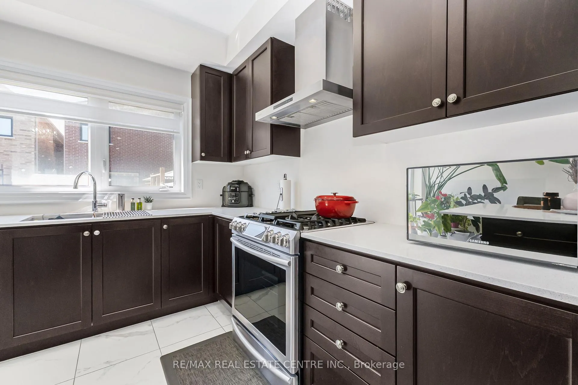 Photo 17 of 35 Lollard Way, Brampton, Bram West — HOMEH