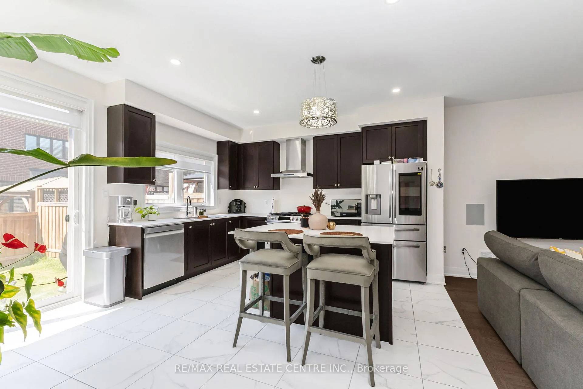 Photo 18 of 35 Lollard Way, Brampton, Bram West — HOMEH