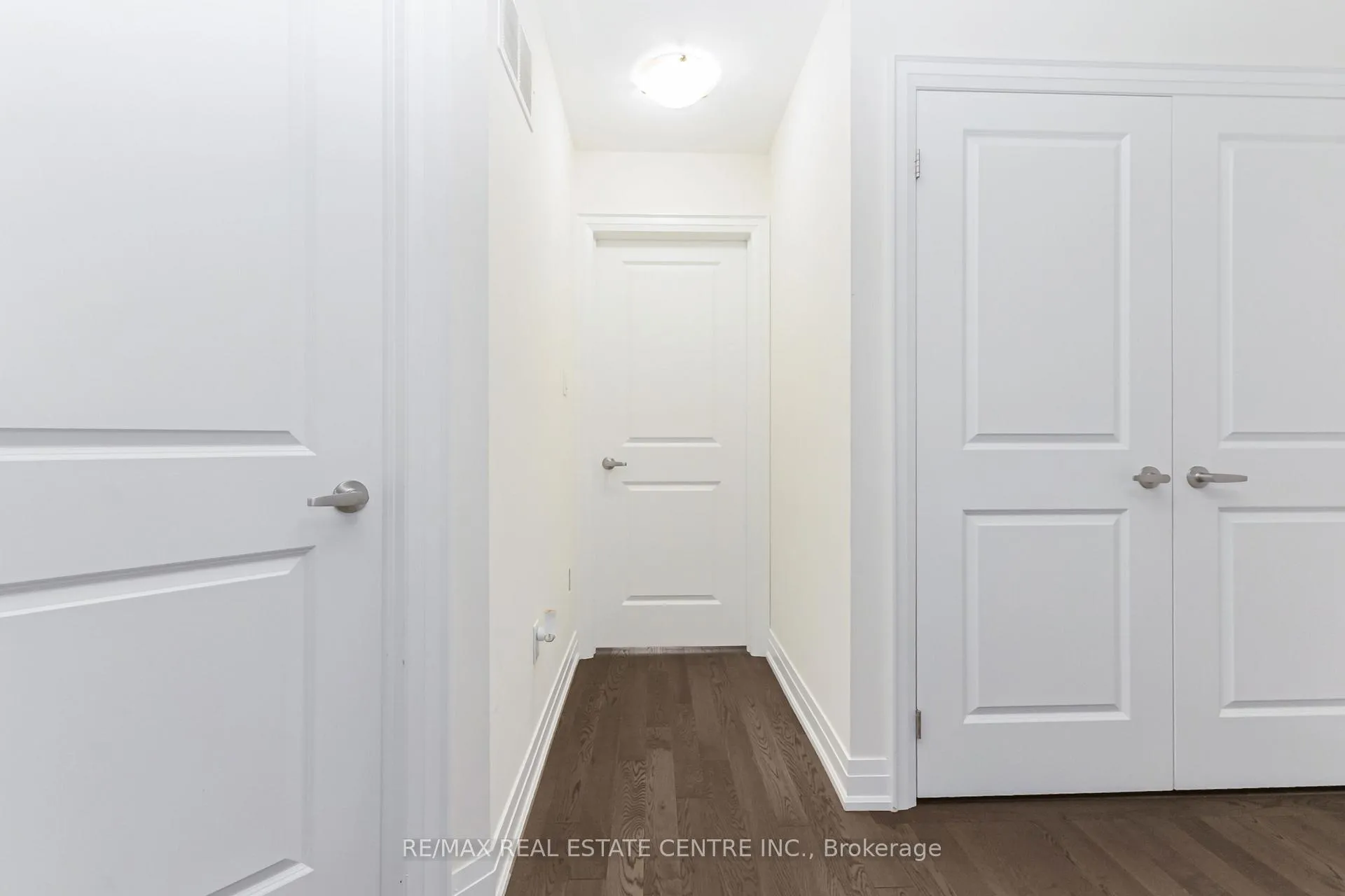 Photo 20 of 35 Lollard Way, Brampton, Bram West — HOMEH