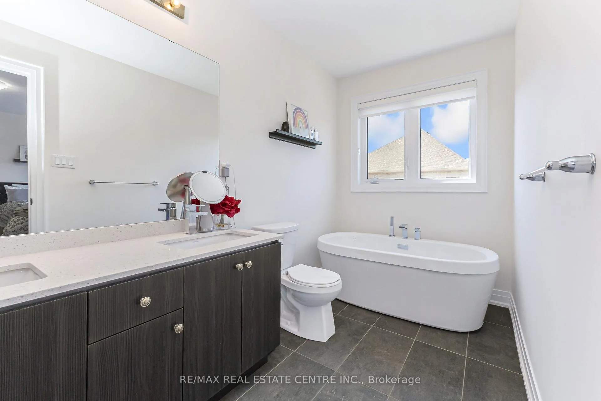 Photo 24 of 35 Lollard Way, Brampton, Bram West — HOMEH
