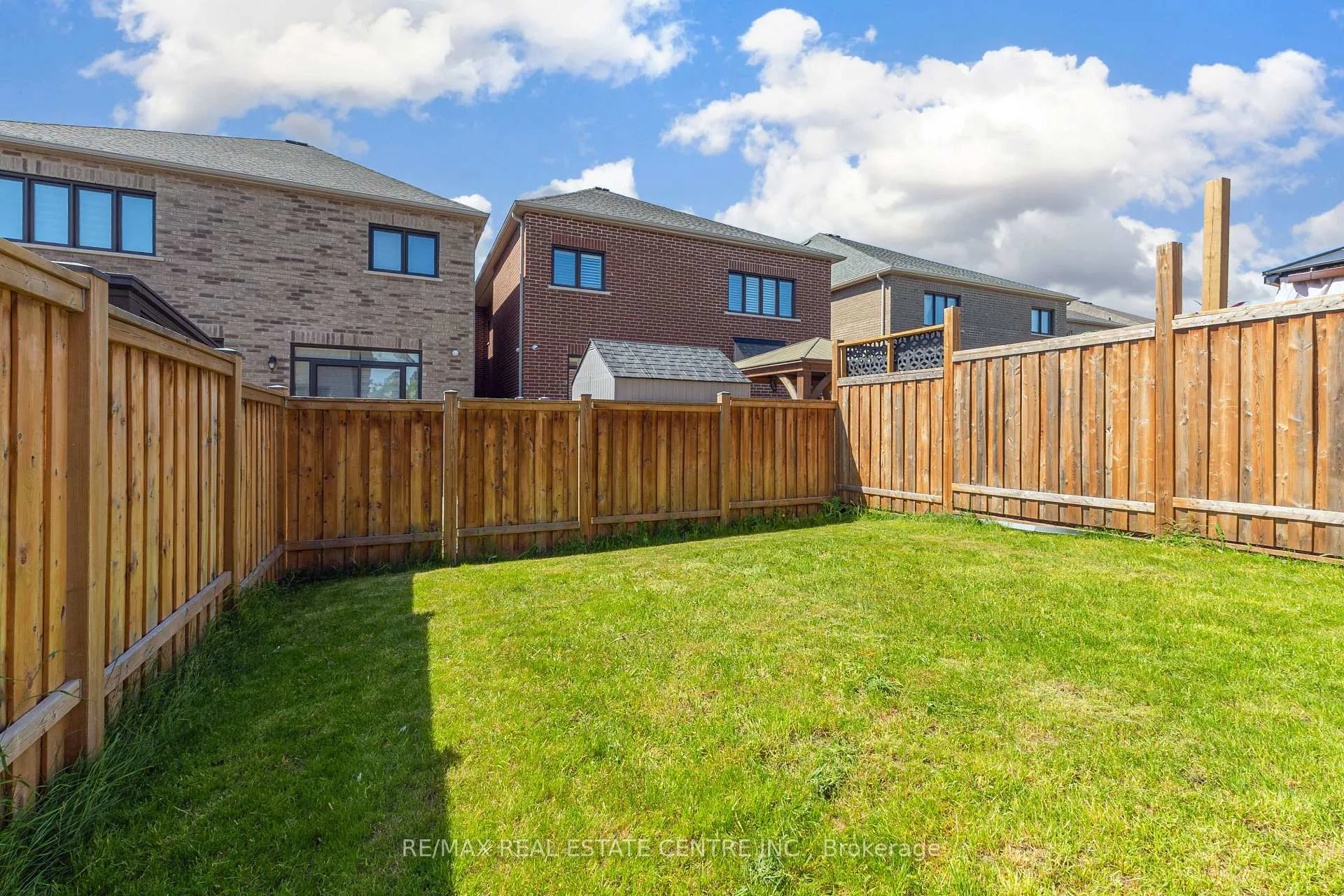 Photo 36 of 35 Lollard Way, Brampton, Bram West — HOMEH