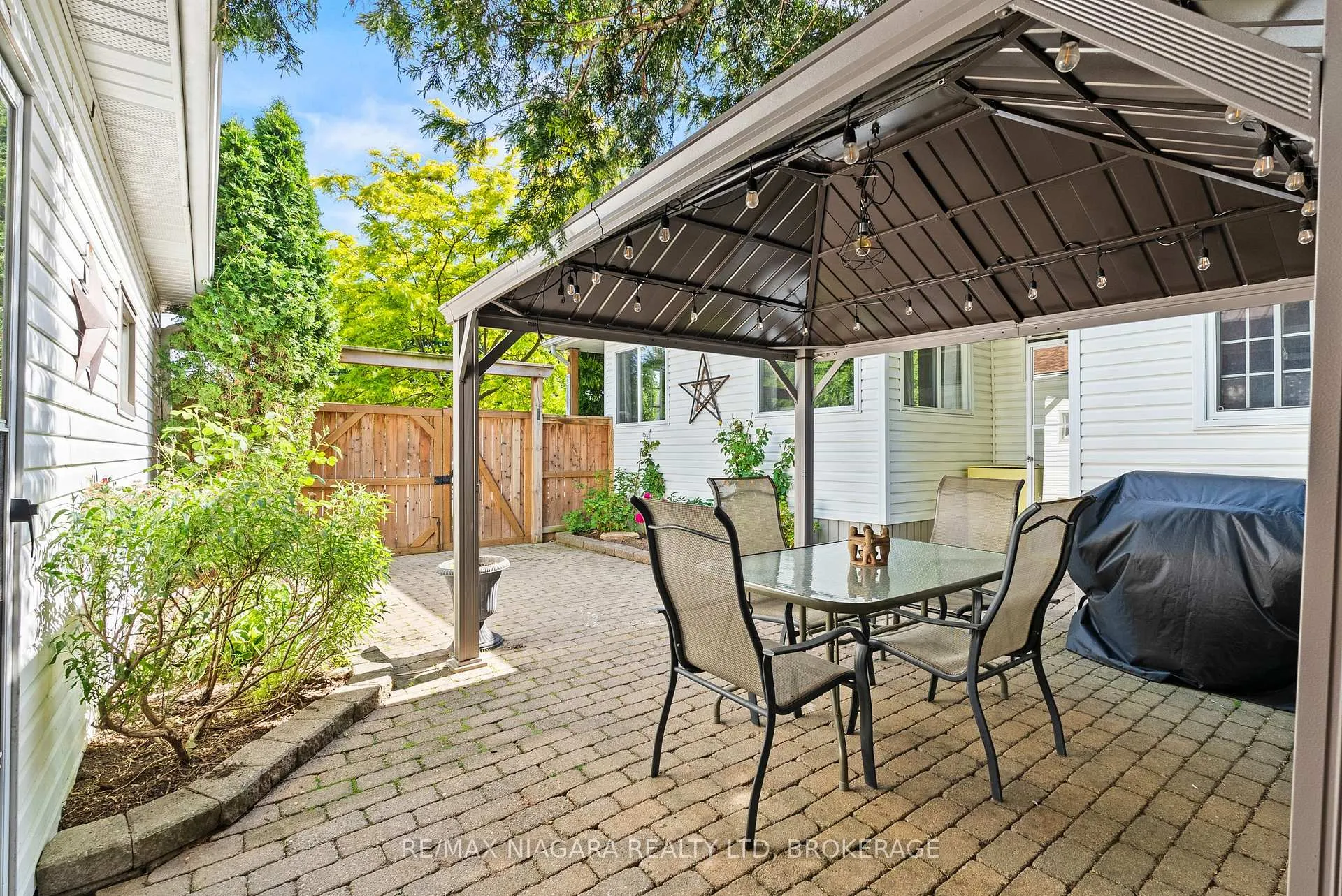 Photo 33 of 25 Mildred Avenue, St. Catharines, Haig — HOMEH