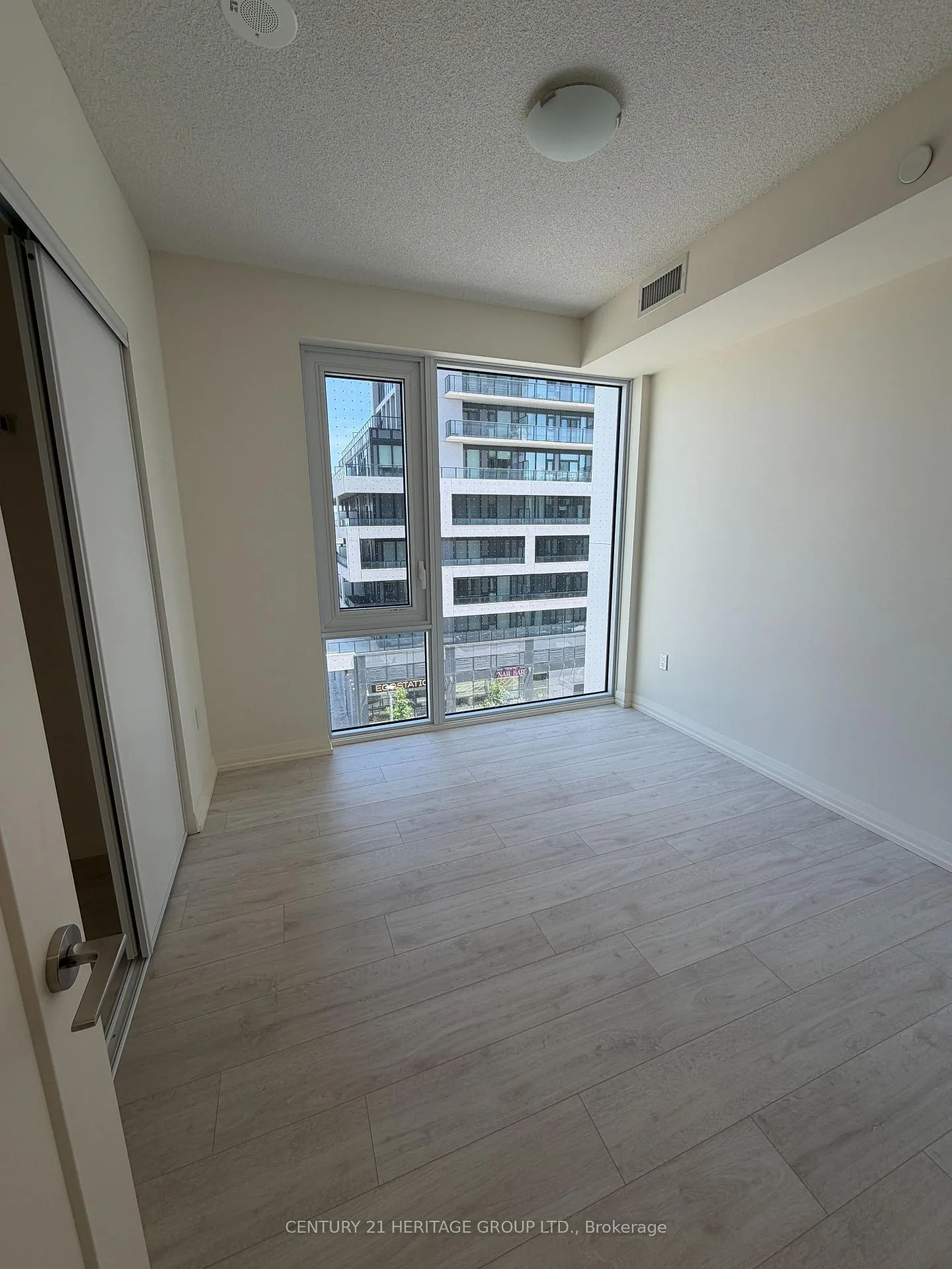 Photo 14 of Unit 520, 27 Korda Gate, Vaughan, Vellore Village — HOMEH