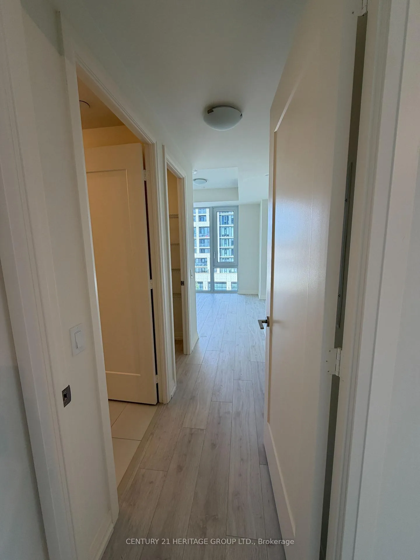 Photo 17 of Unit 520, 27 Korda Gate, Vaughan, Vellore Village — HOMEH