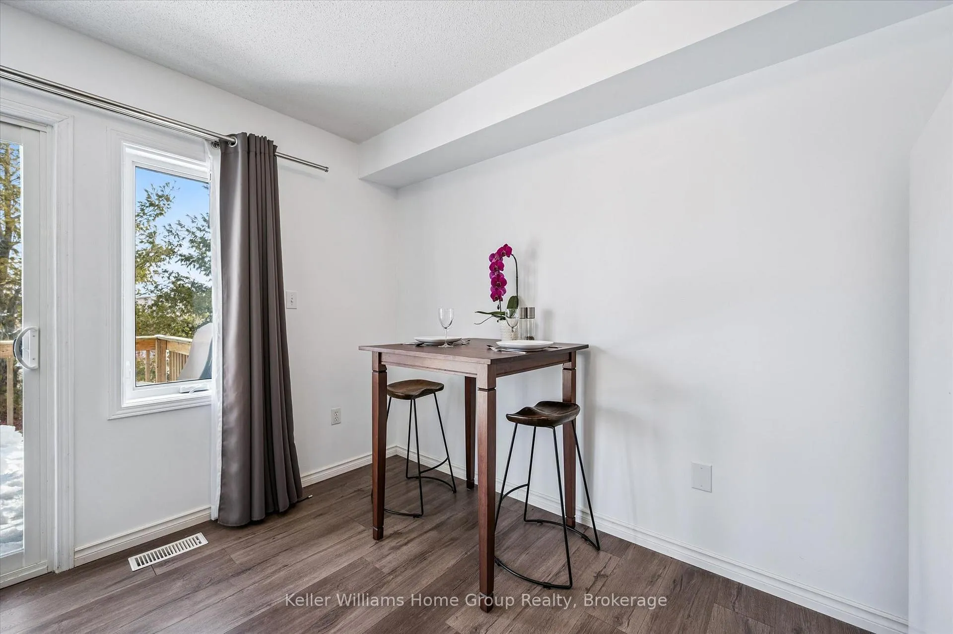 Photo 9 of Unit 23, 151 Clairfields Drive E, Guelph, Pineridge/Westminster Woods — HOMEH