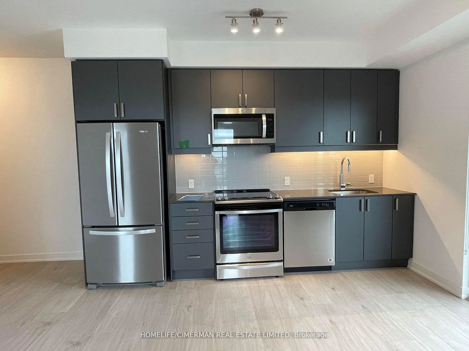 Photo 7 of Unit 1221, 8 Nahani Way, Mississauga, Hurontario — HOMEH
