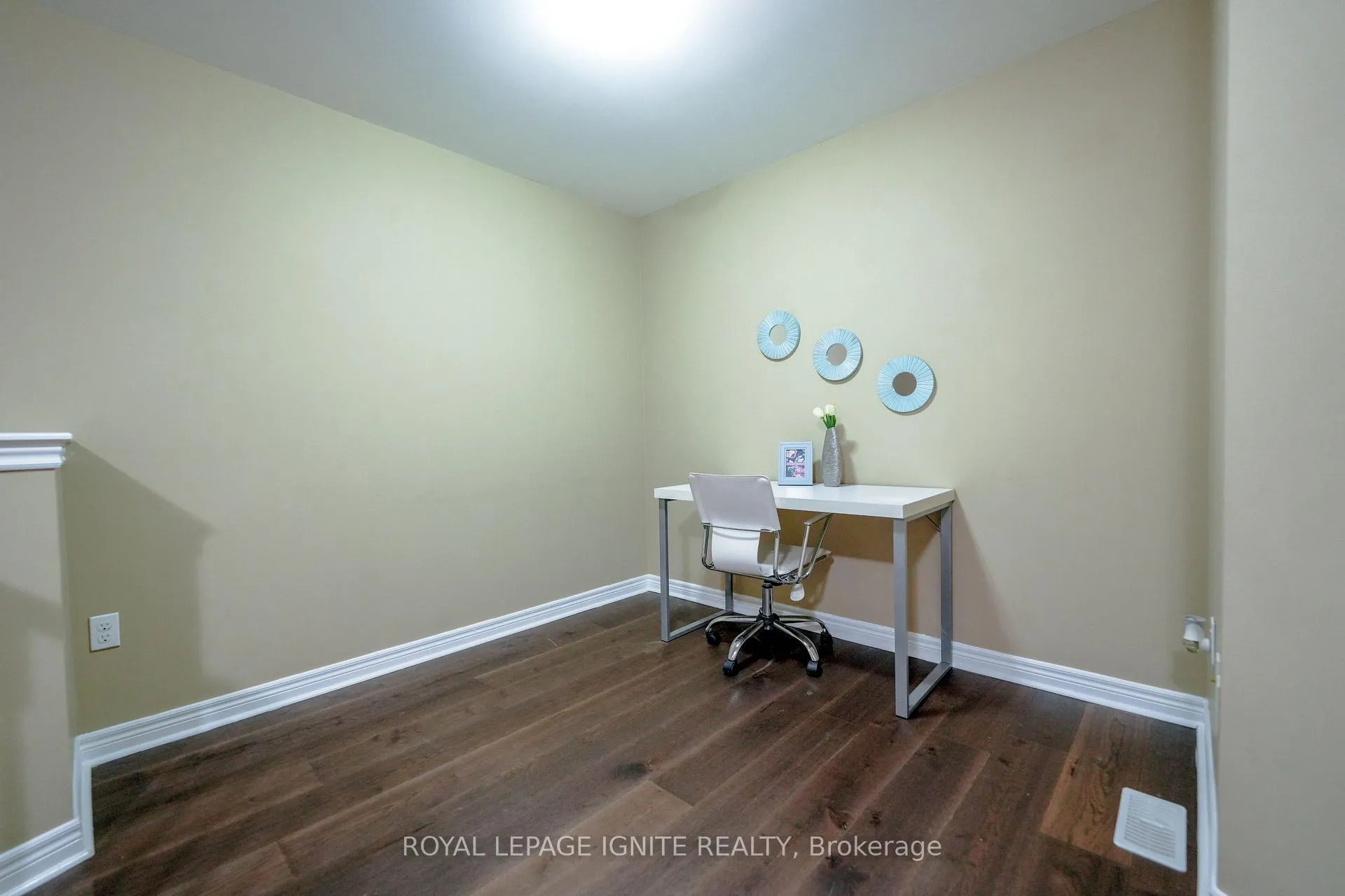 Photo 5 of 1804 Finkle Drive, Oshawa, Taunton — HOMEH