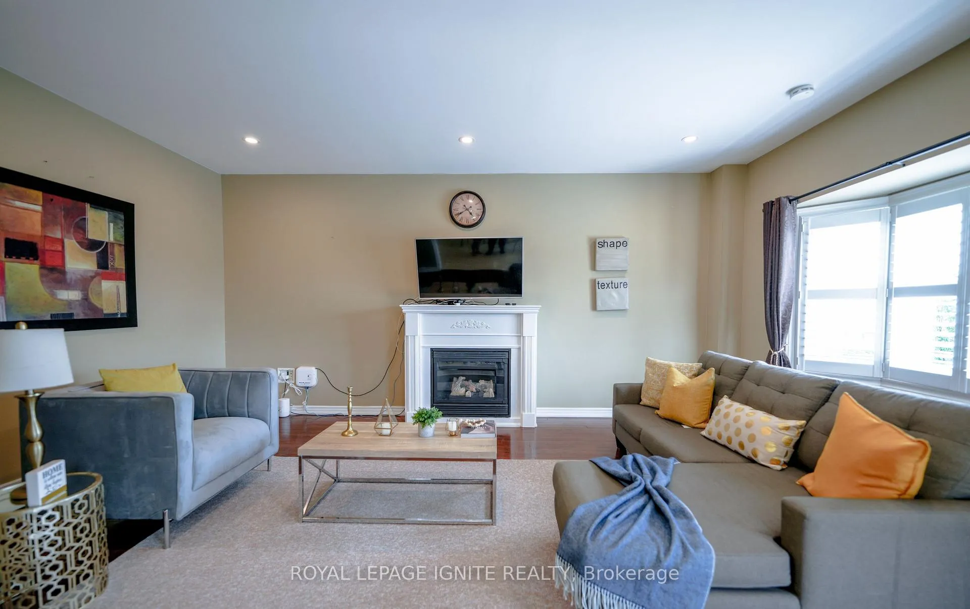 Photo 7 of 1804 Finkle Drive, Oshawa, Taunton — HOMEH
