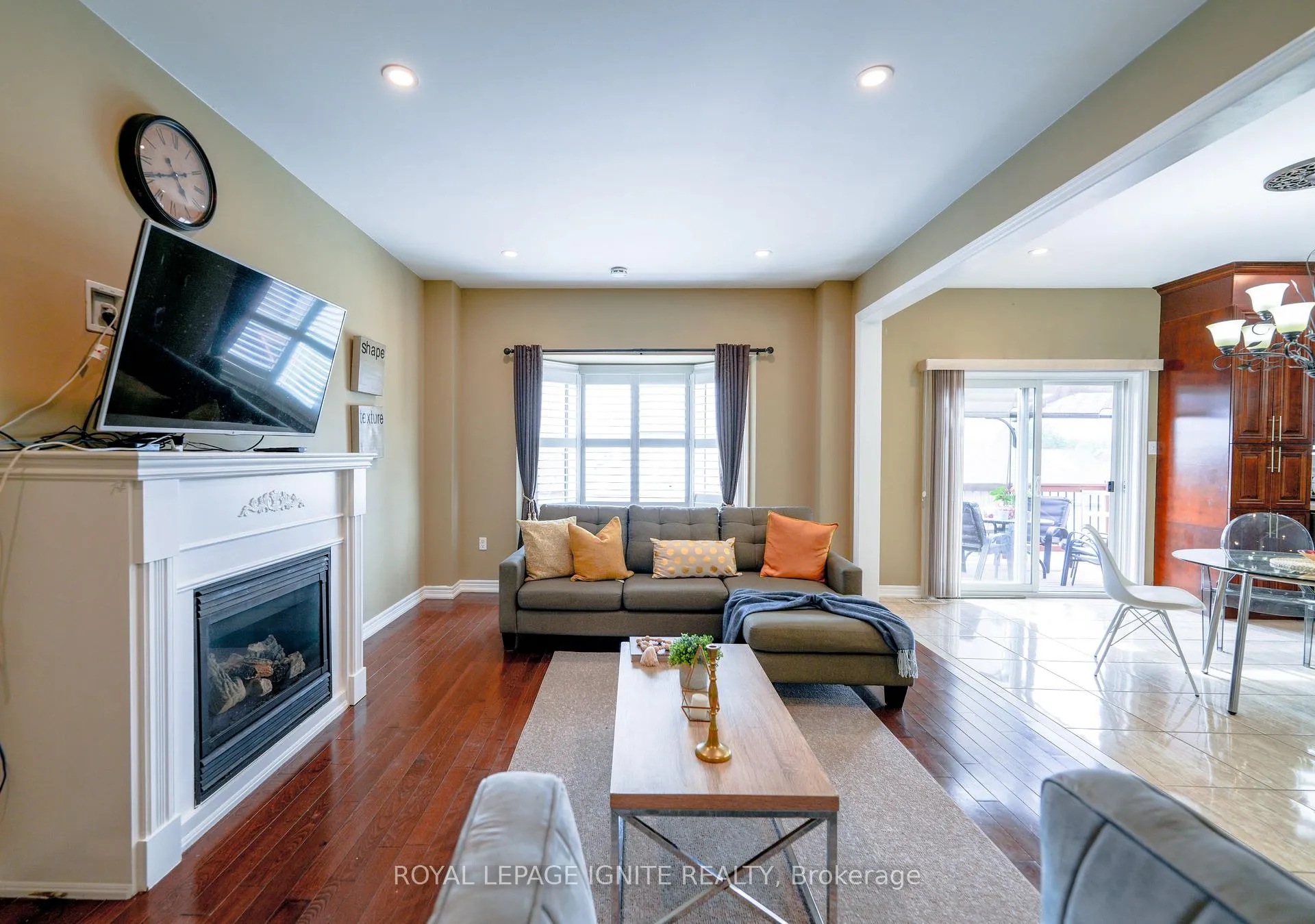 Photo 8 of 1804 Finkle Drive, Oshawa, Taunton — HOMEH