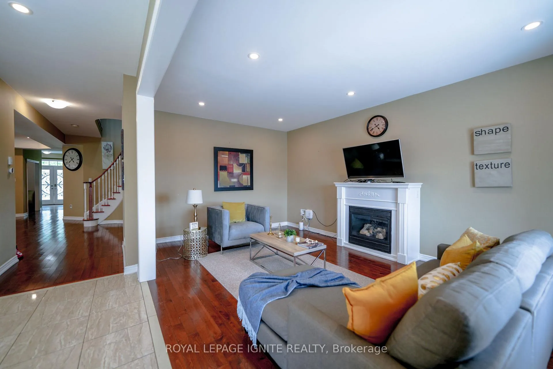 Photo 9 of 1804 Finkle Drive, Oshawa, Taunton — HOMEH