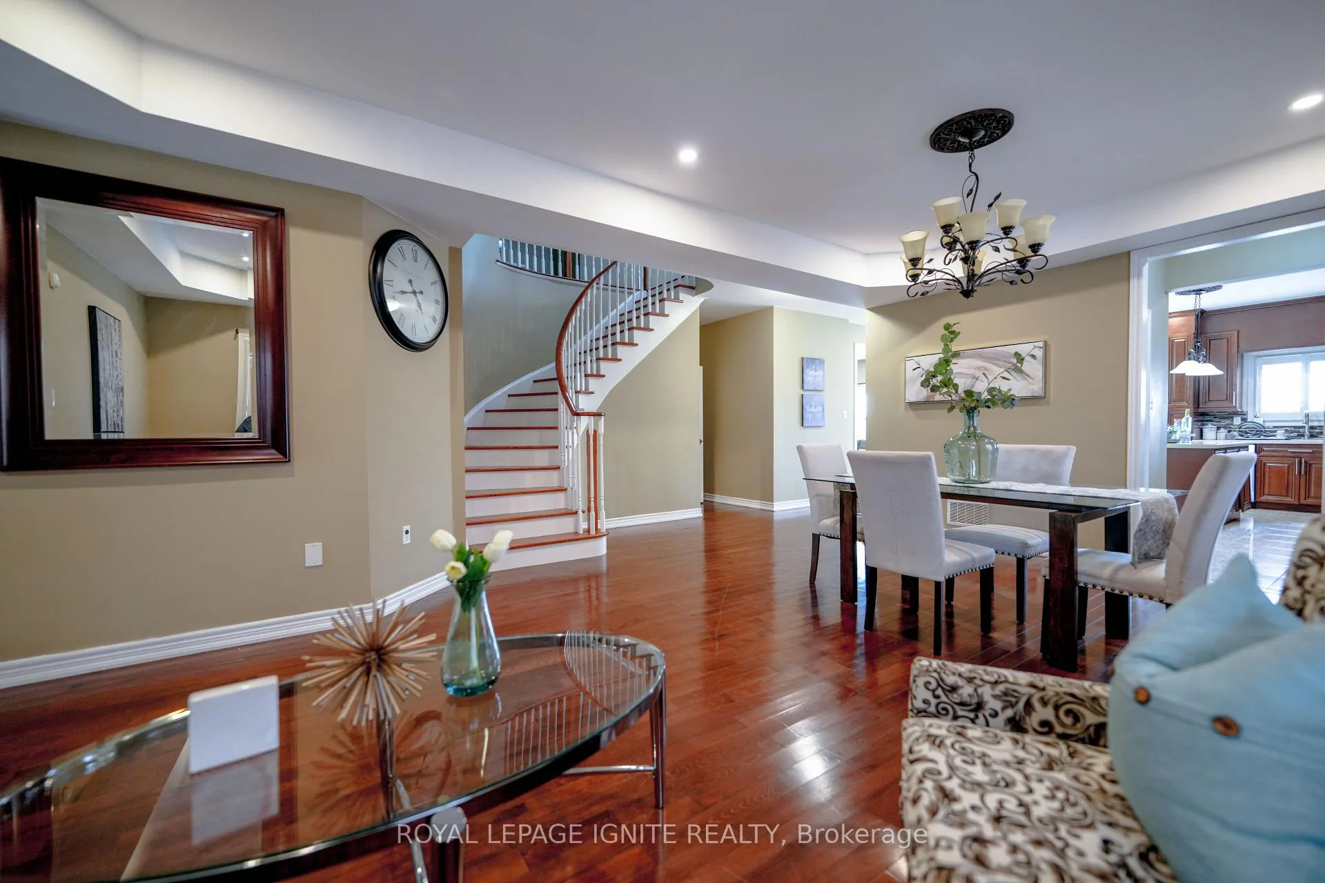 Photo 18 of 1804 Finkle Drive, Oshawa, Taunton — HOMEH