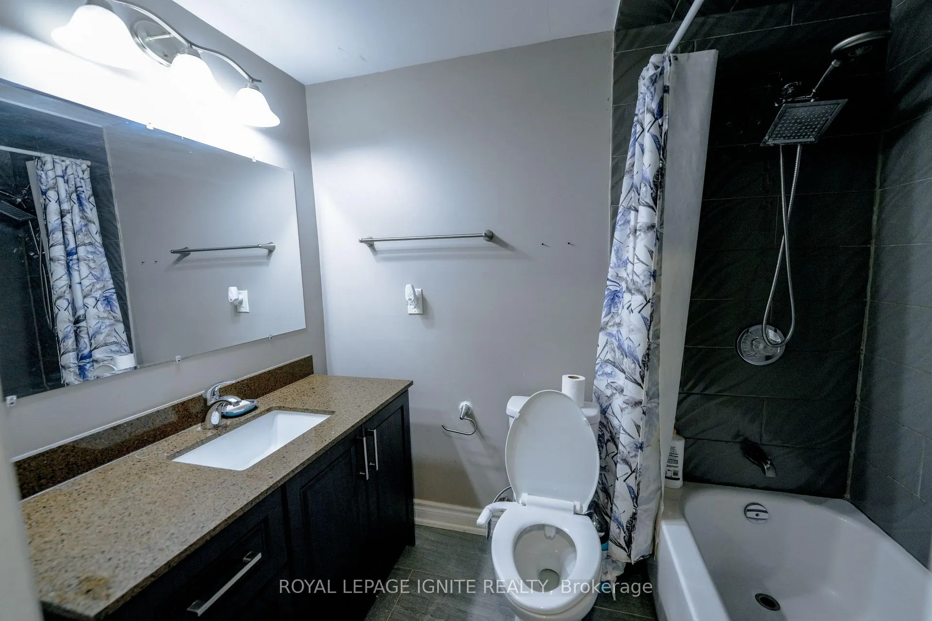 Photo 42 of 1804 Finkle Drive, Oshawa, Taunton — HOMEH