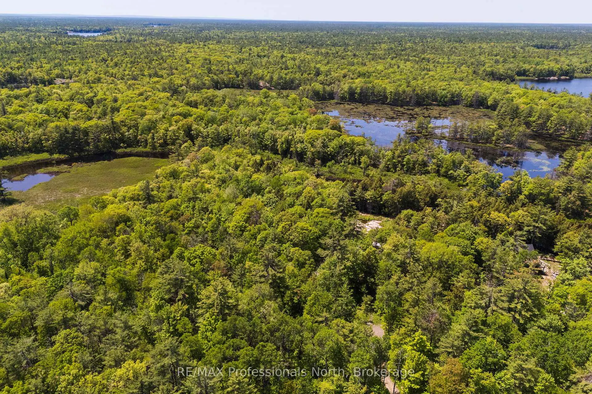 Photo 7 of Unit 2, 1204 South Morrison Lake Road, Gravenhurst, Wood (Gravenhurst) — HOMEH