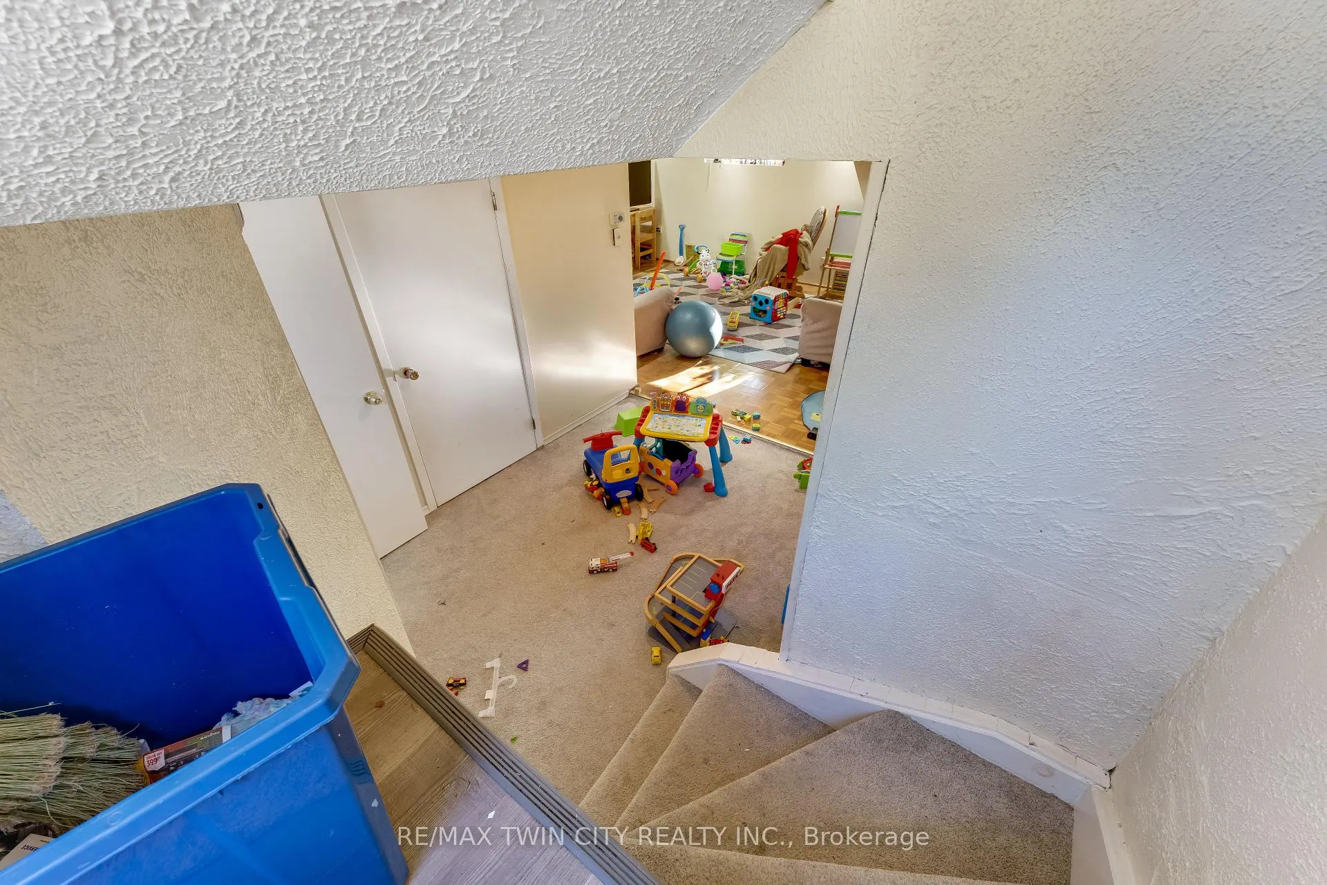 Photo 14 of 510 Edenbrook Place, Waterloo — HOMEH