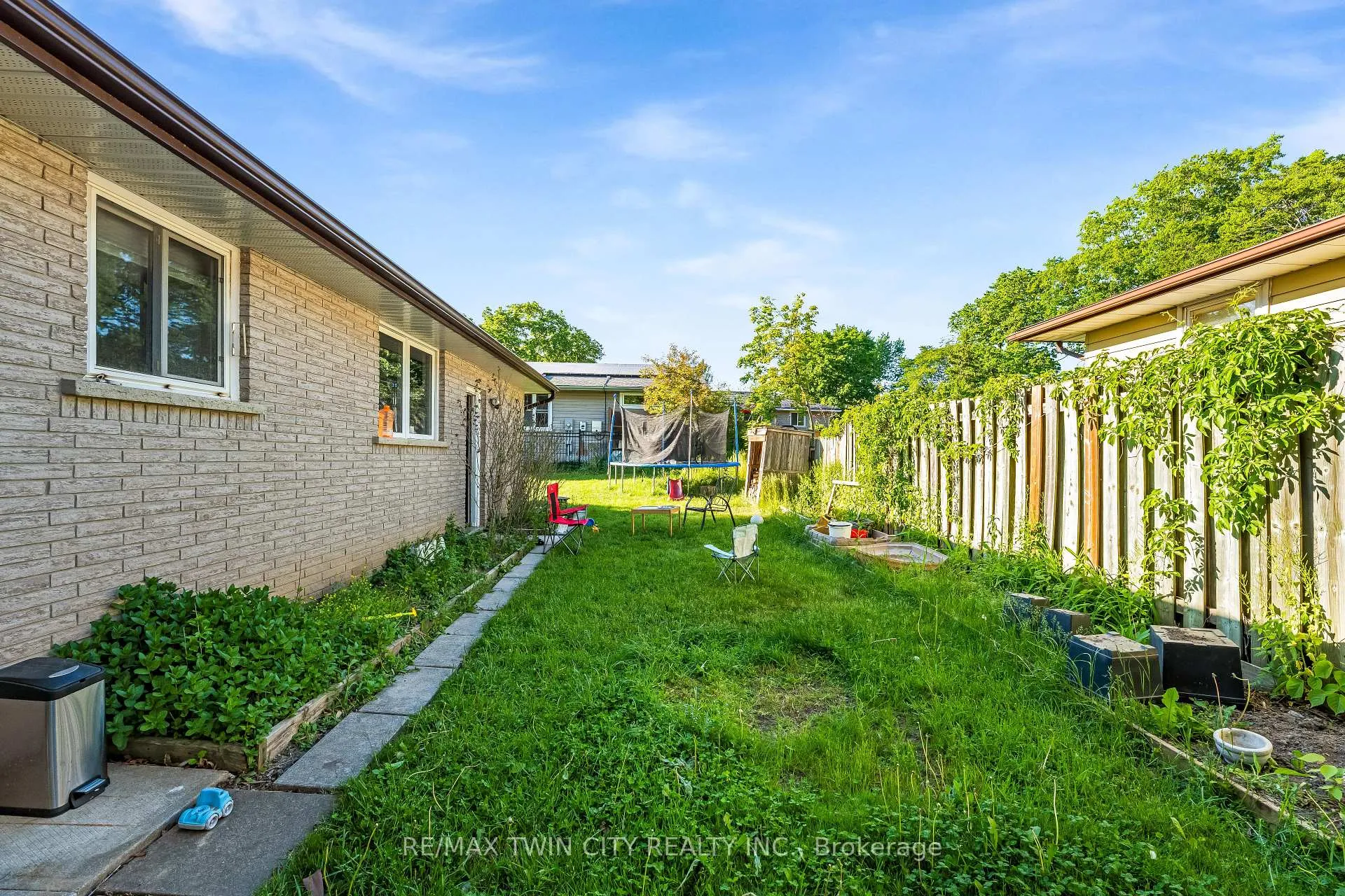 Photo 22 of 510 Edenbrook Place, Waterloo — HOMEH