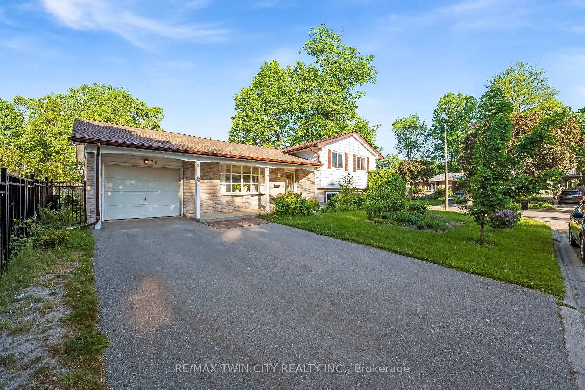 Photo 23 of 510 Edenbrook Place, Waterloo — HOMEH