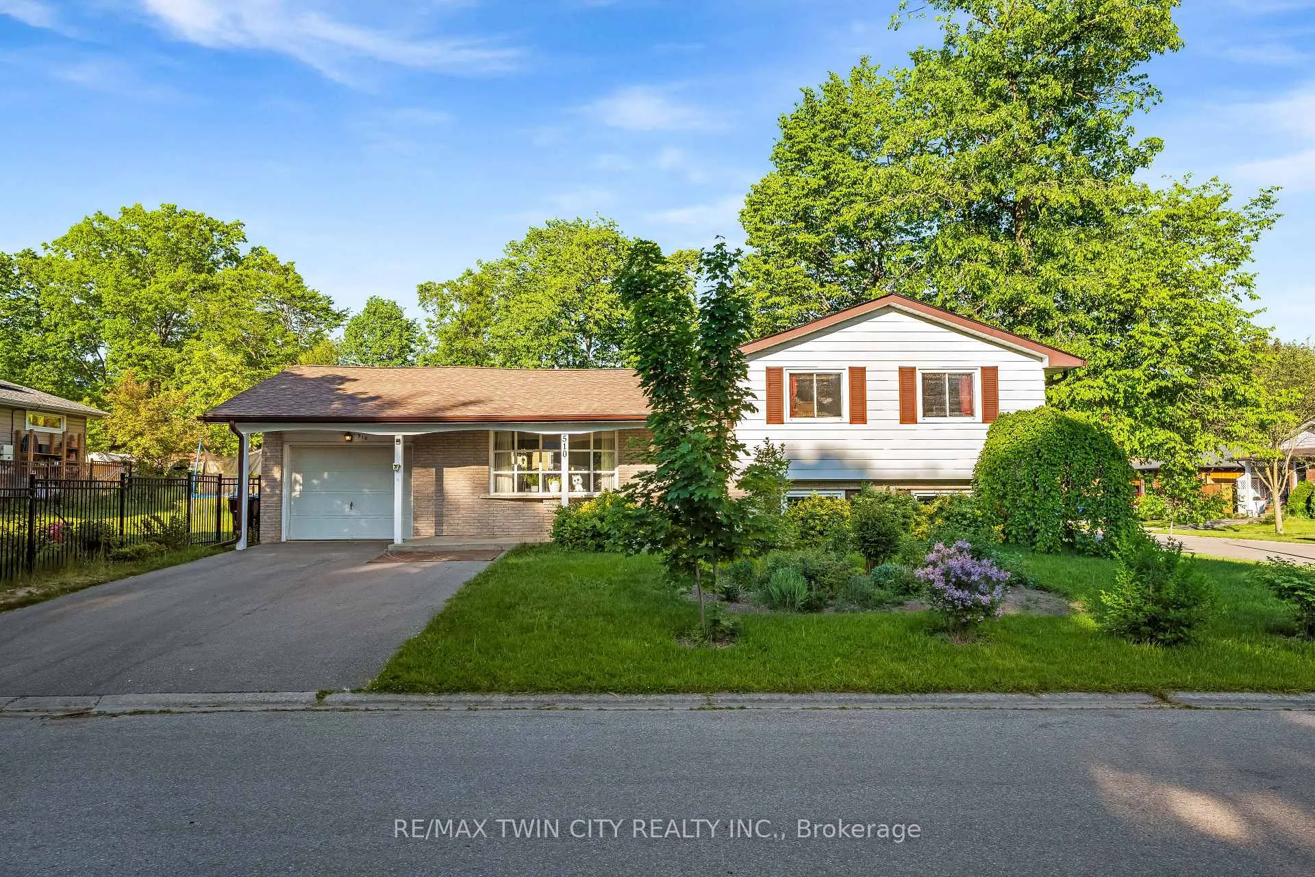 Photo 25 of 510 Edenbrook Place, Waterloo — HOMEH